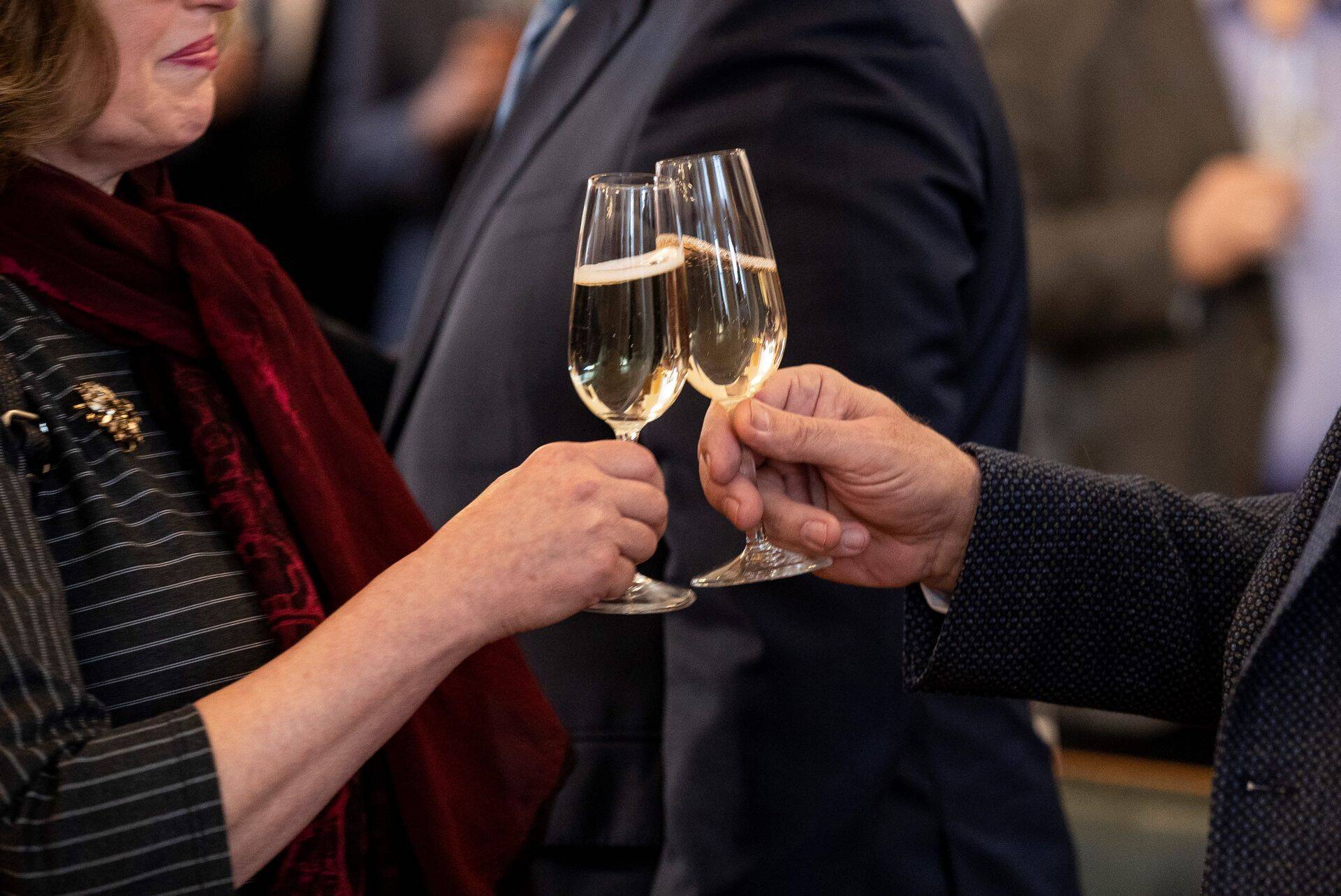 Järgmise aasta riigieelarve kulutused tõusevad hoolimata sellest, et tulude pool sellele järgi ei jõua ning tekkivat defitsiiti tuleb katta laenurahaga.