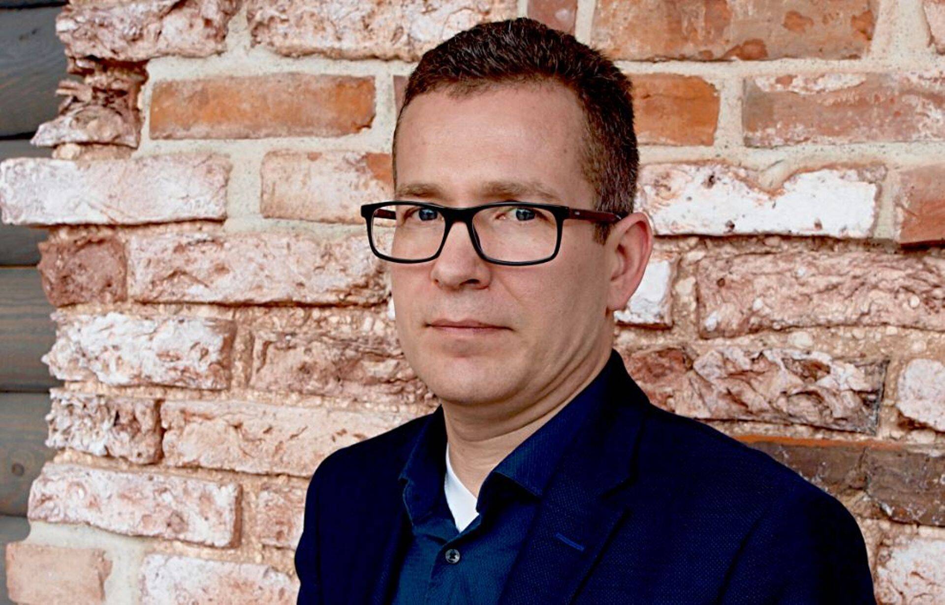 Margus Muld Bergi preemiat vastu võtmas.