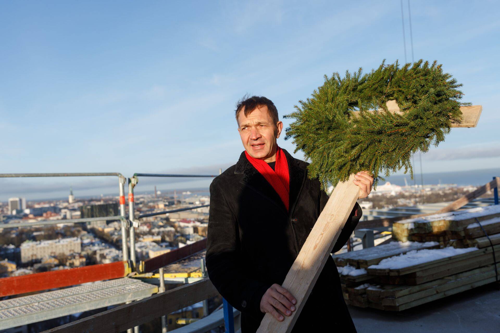 Urmas Sõõrumaa.