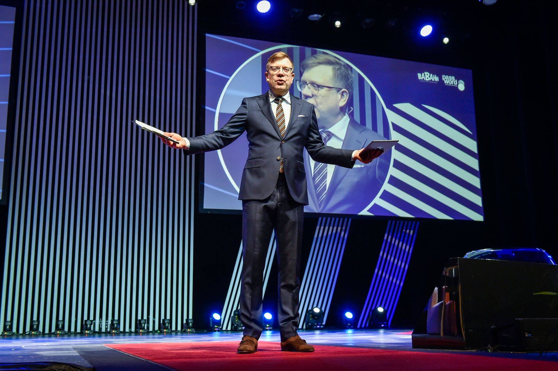 Avaakordi andis Eesti suurimale turunduskonverentsile Best Marketingi asutaja ja Password 2018 programmijuht Hando Sinisalu.