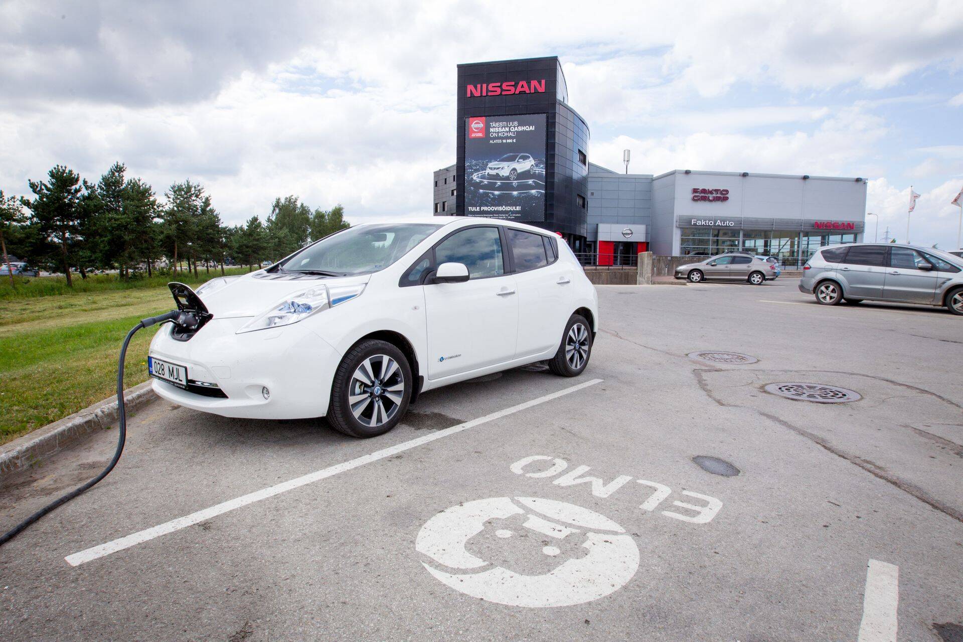 Eestis avati elektriautode kiirlaadimisvõrgustik kasutuseks 2013. aastal.