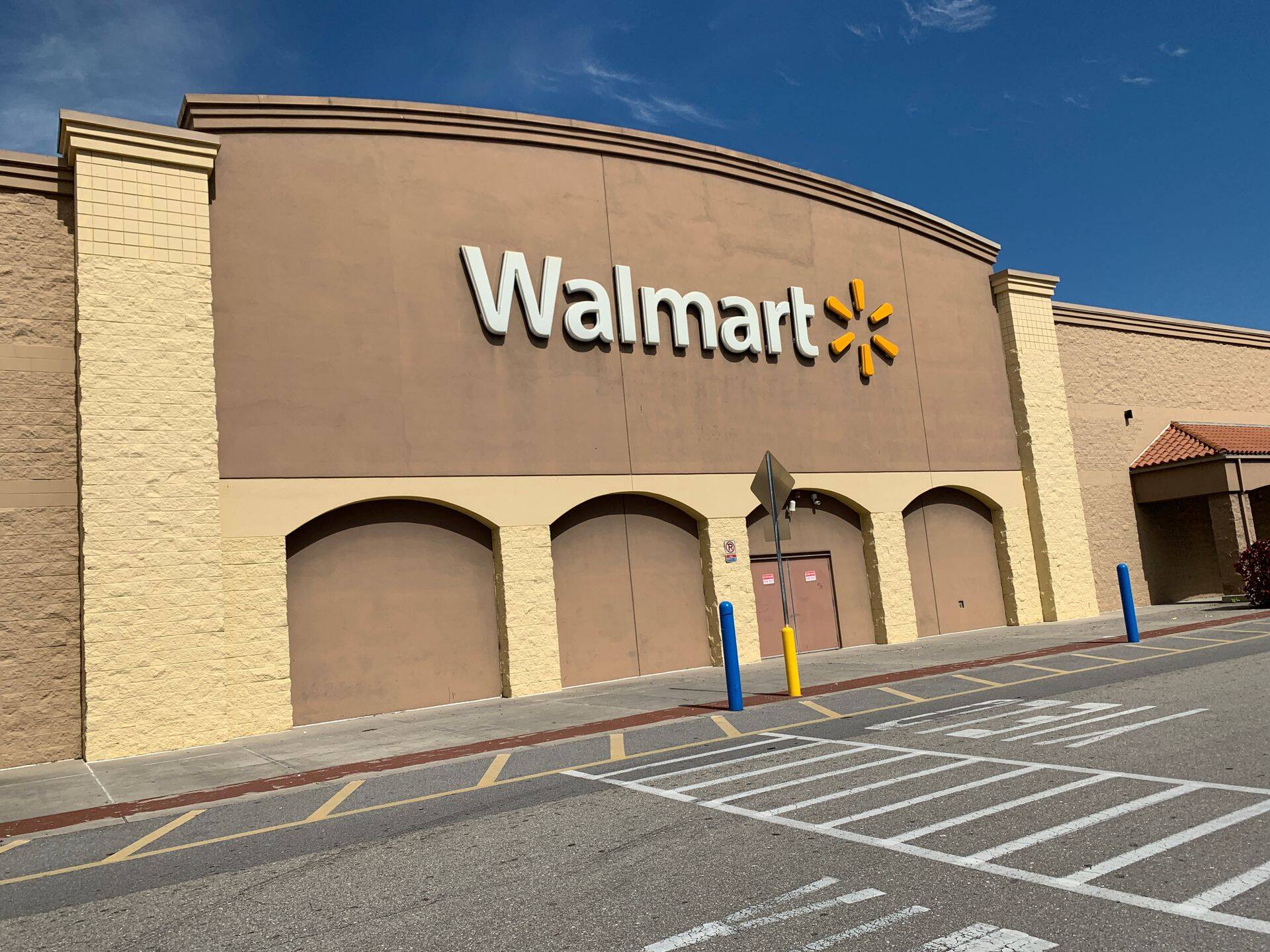 Walmart ületas analüütikute prognoose ning on tuleviku suhtes optimistlik.