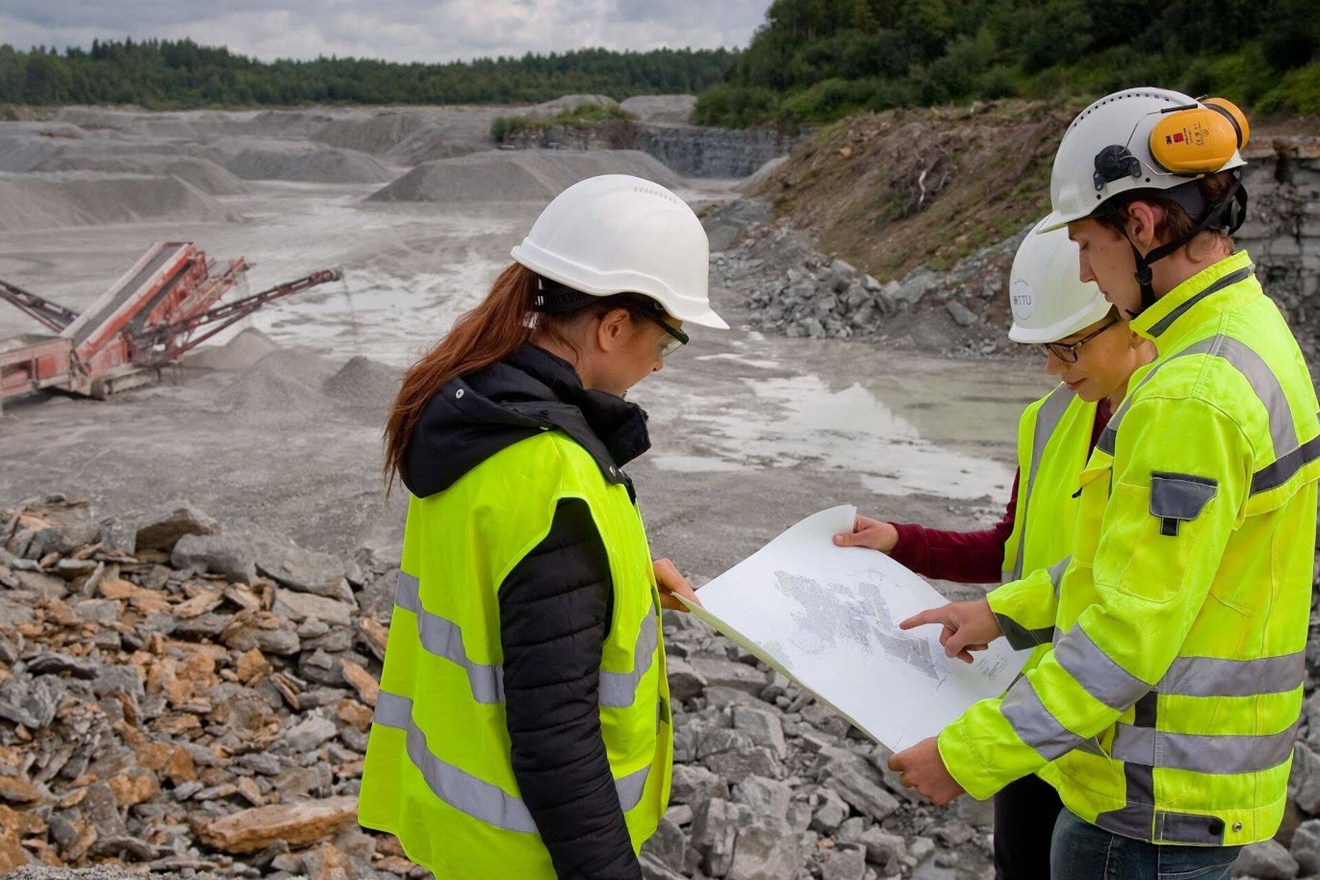 Какие специальности нужны для будущих мегапроектов?