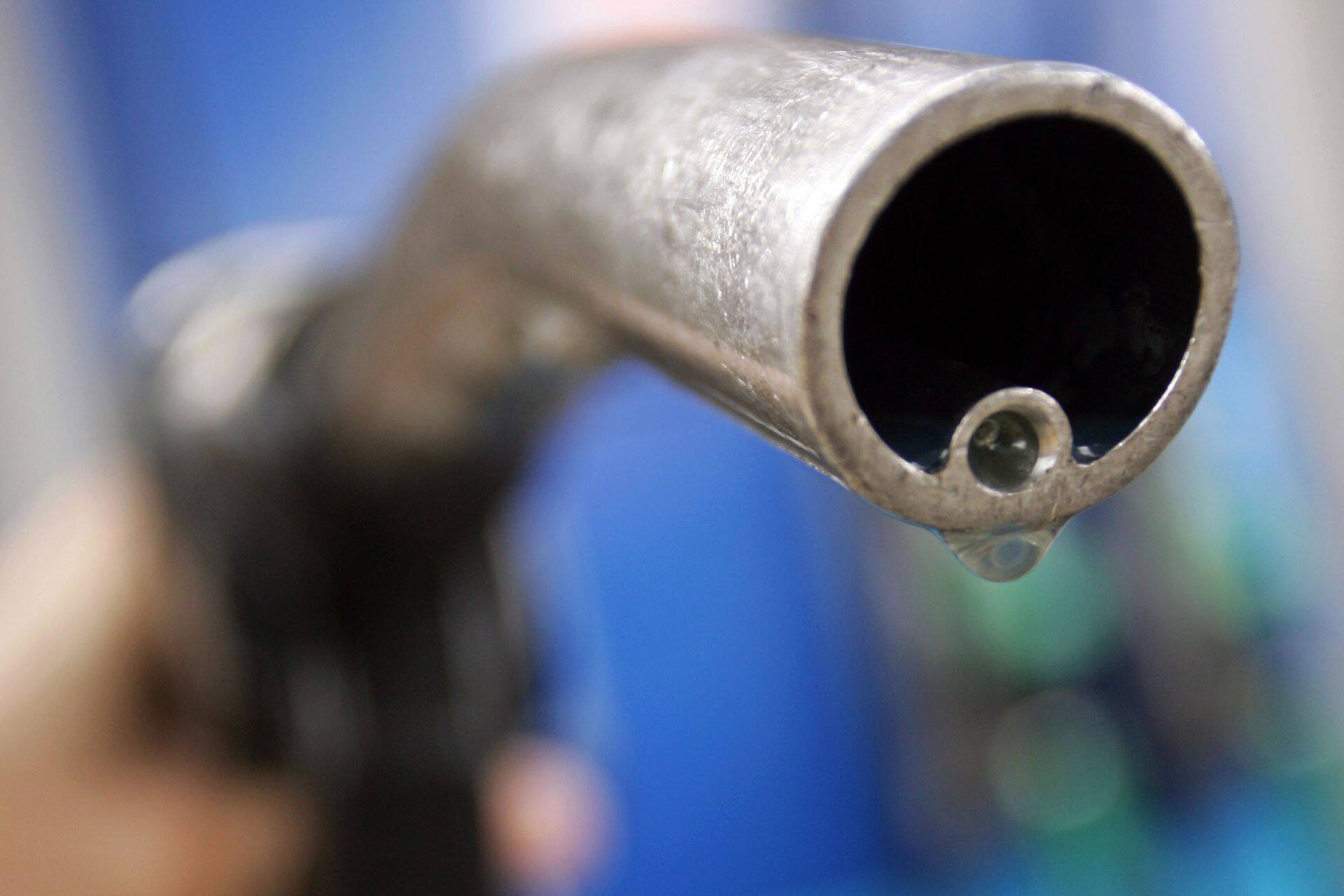 Стоимость нефти марки Brent опустилась ниже $66 впервые с марта