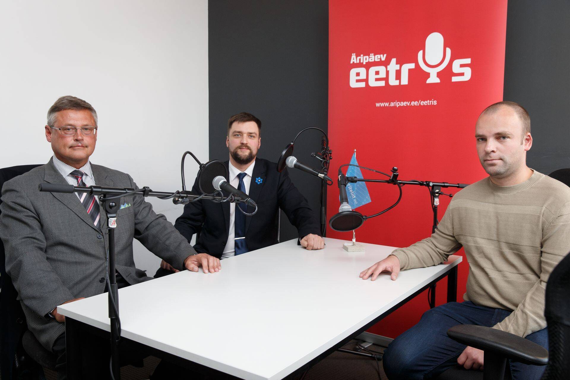 Investoriteliit meelitab suure tootlusega, kuid kogenud investorid on ettevaatlikud.