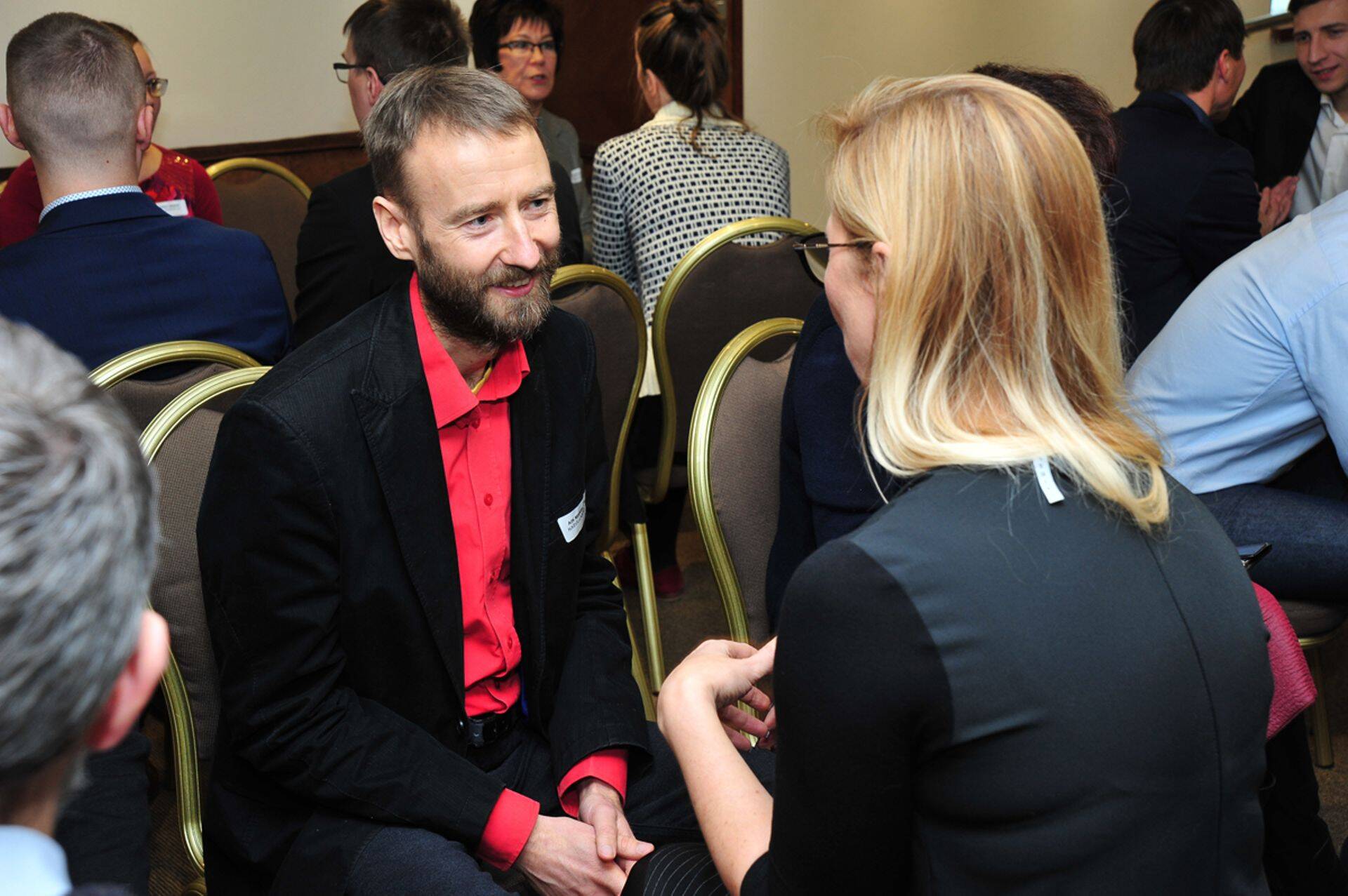 Ain Mihkelson osalemas Koolituskonverentsi ideekarussellil