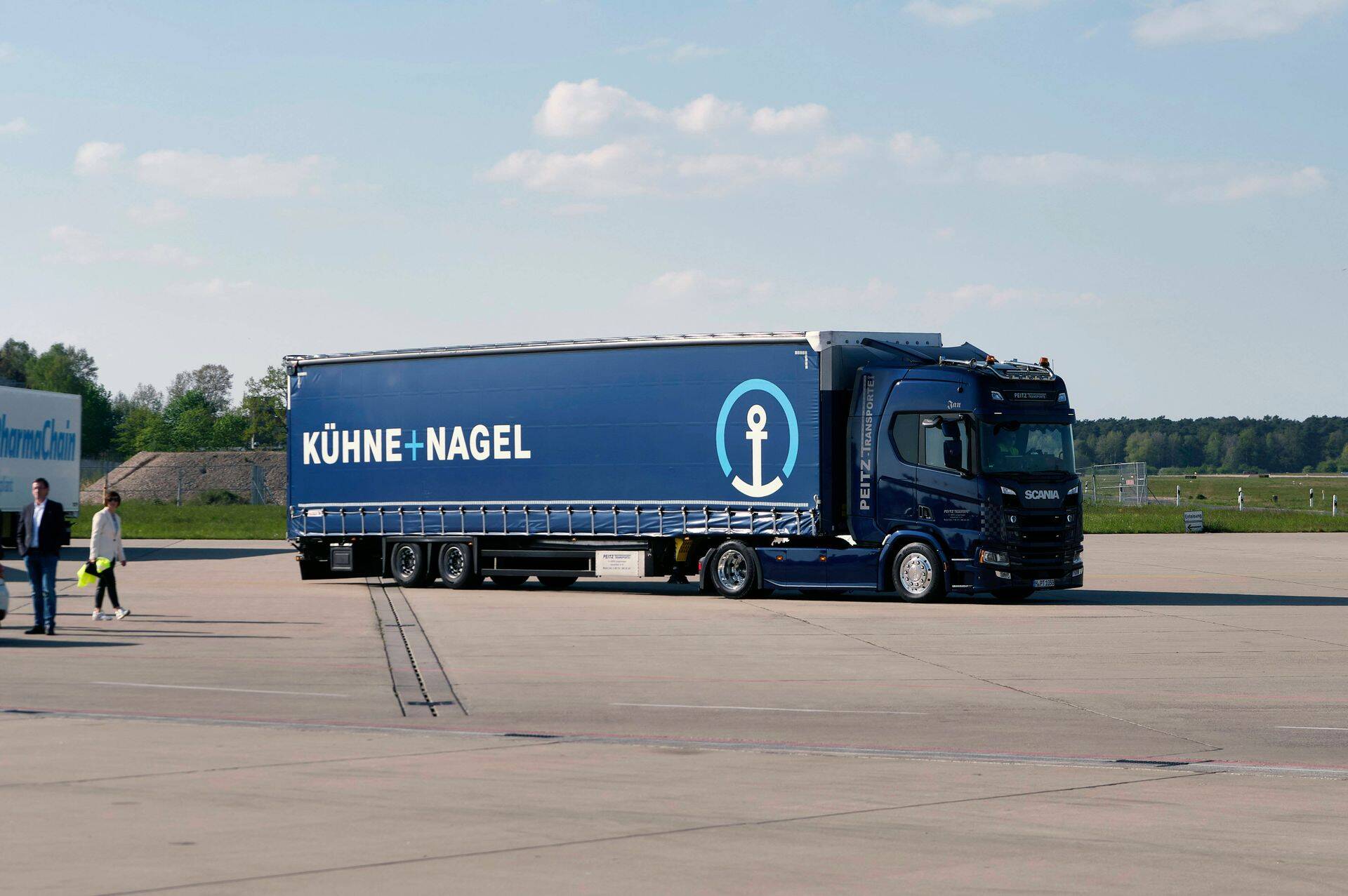 Logistikafirma Kühne+Nagel veok