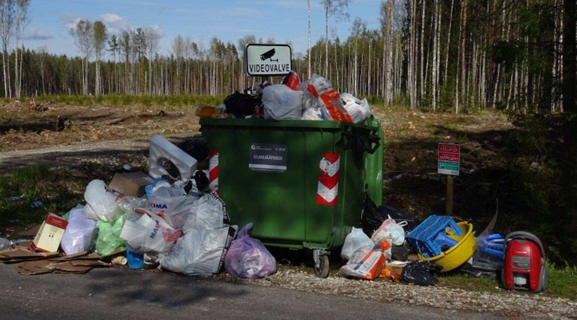 Transpordiamet loodab, et uute prügikastide paigaldamise järel hakatakse neid kasutama sihtotstarbeliselt.