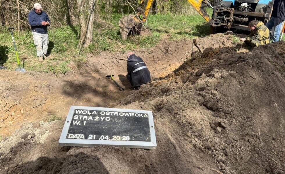 Väljakaevamised Wola Ostrowiecka kunagises asupaigas.