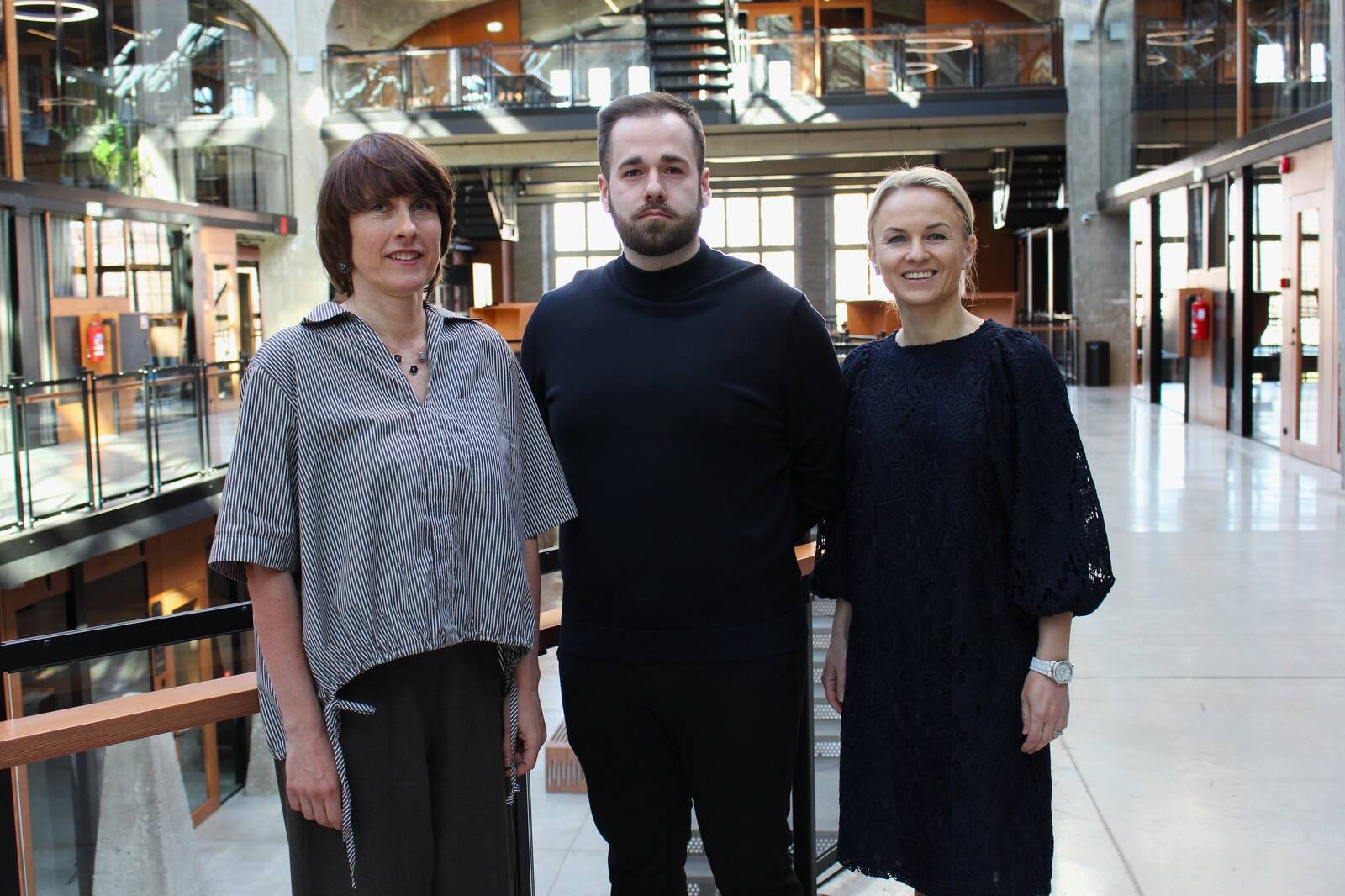 vasakult) Tallinna Strateegiakeskuse turismiosakonna juhataja Evelin Tsirk, Tallinna Strateegiakeskuse peaanalüütik Asko Tamm ja Eesti Hotellide ja Restoranide Liidu tegevjuht Külli Kraner.