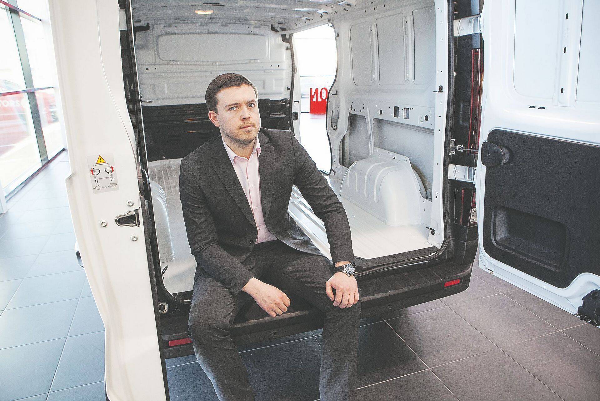 Renault’ tarbesõidukite müügikonsultant City Motorsis Jüri-Bruno Asari sõnul peab moodne kaubik olema ökonoomne