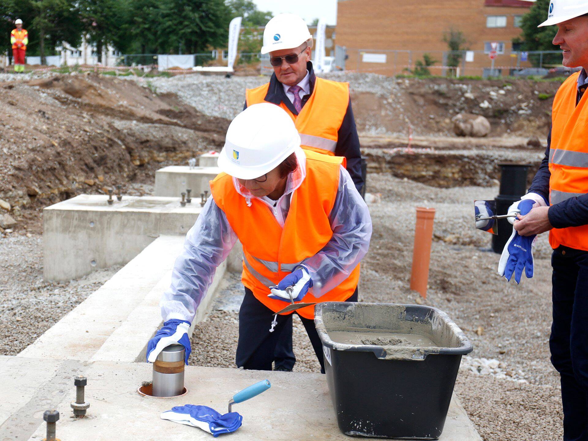 Закладка краеугольного камня