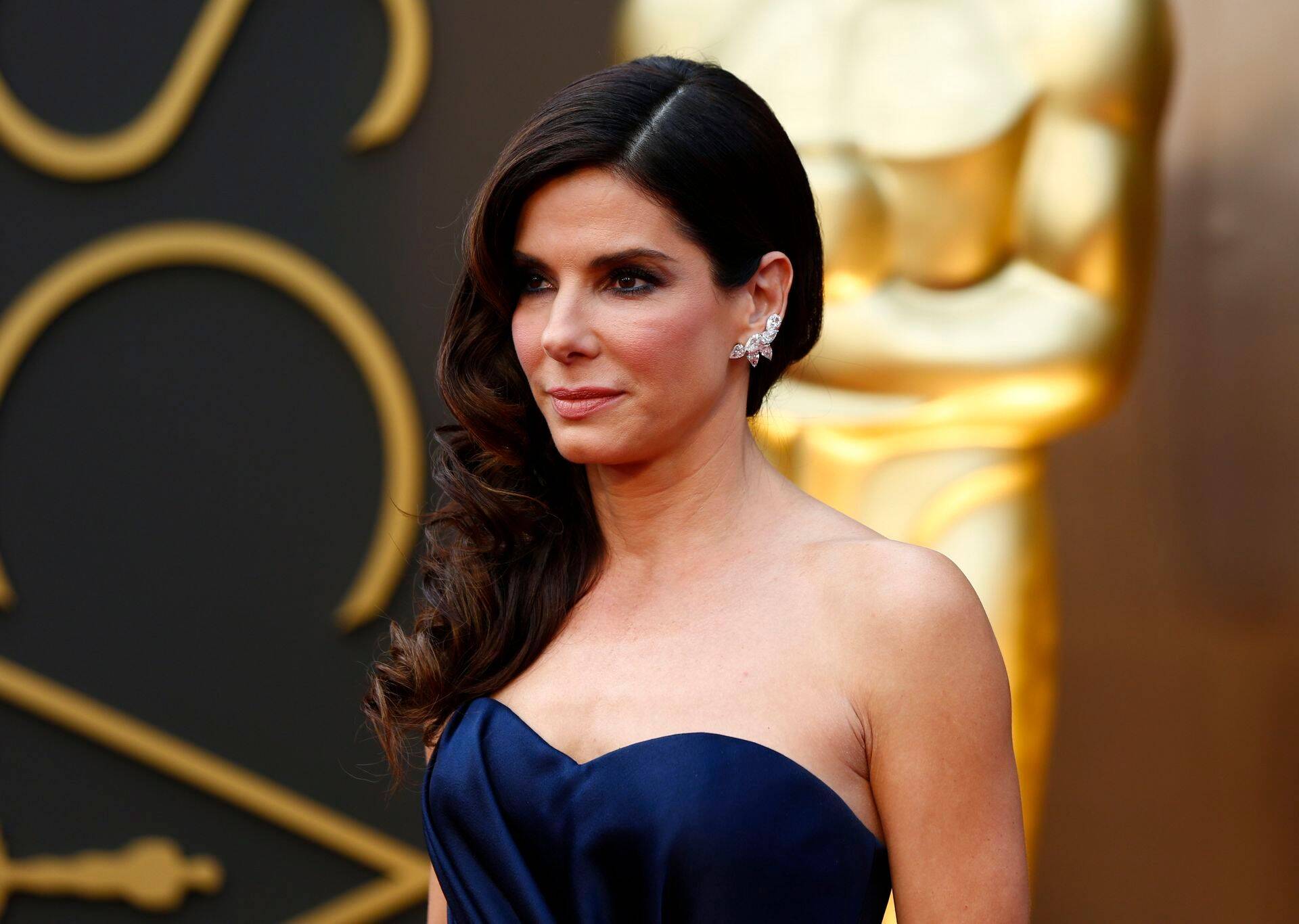 Enim teeniv naisnäitleja Sandra Bullock tänavusel Oscarite jagamisel, kus ta oli üks kandidaate parima naispeaosatäitja Oscarile rolli eest filmis "Gravitatsioon."