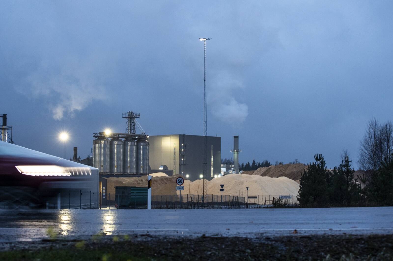 Eesti päritolu kaupade eksport kasvas kõige rohkem Hollandi suunal, kuhu müüdi kõige rohkem pelleteid ja mõõteriistu. Pildil Graanul Investi Osula pelletitehas.