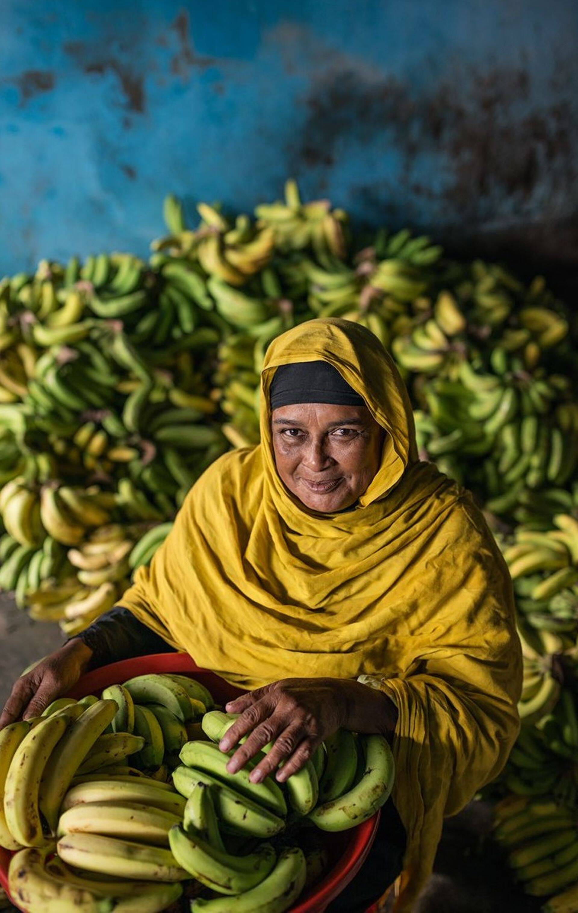 Kas sa tead, kust su toit tuleb? Pildil Bangladeshis banaane kasvatav Anwara Begum.