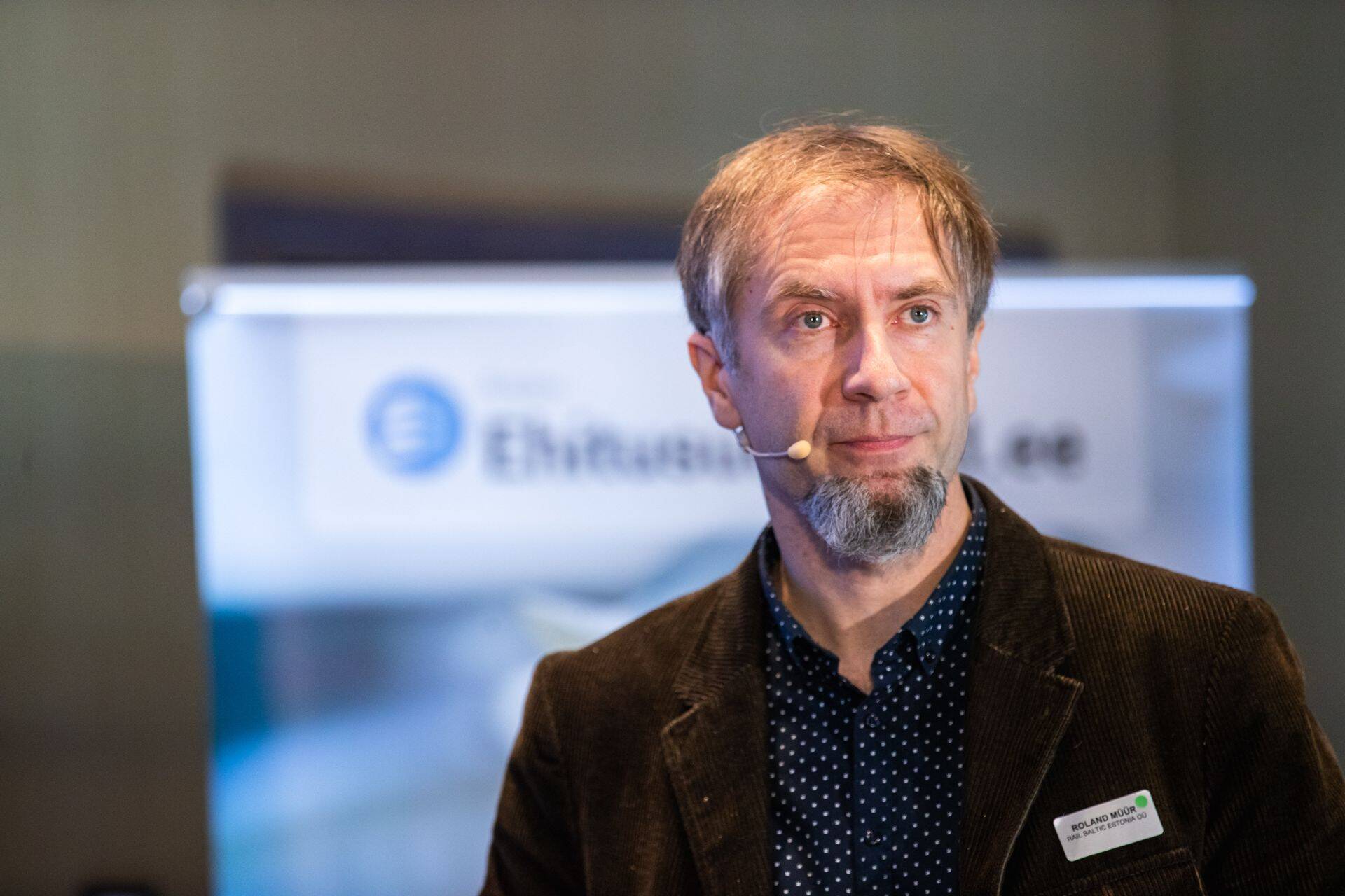 Rail Baltic Estonia keskkonnajuht Roland Müür räägib saates ka ehitajatele seatud keskkonnanõuetest.