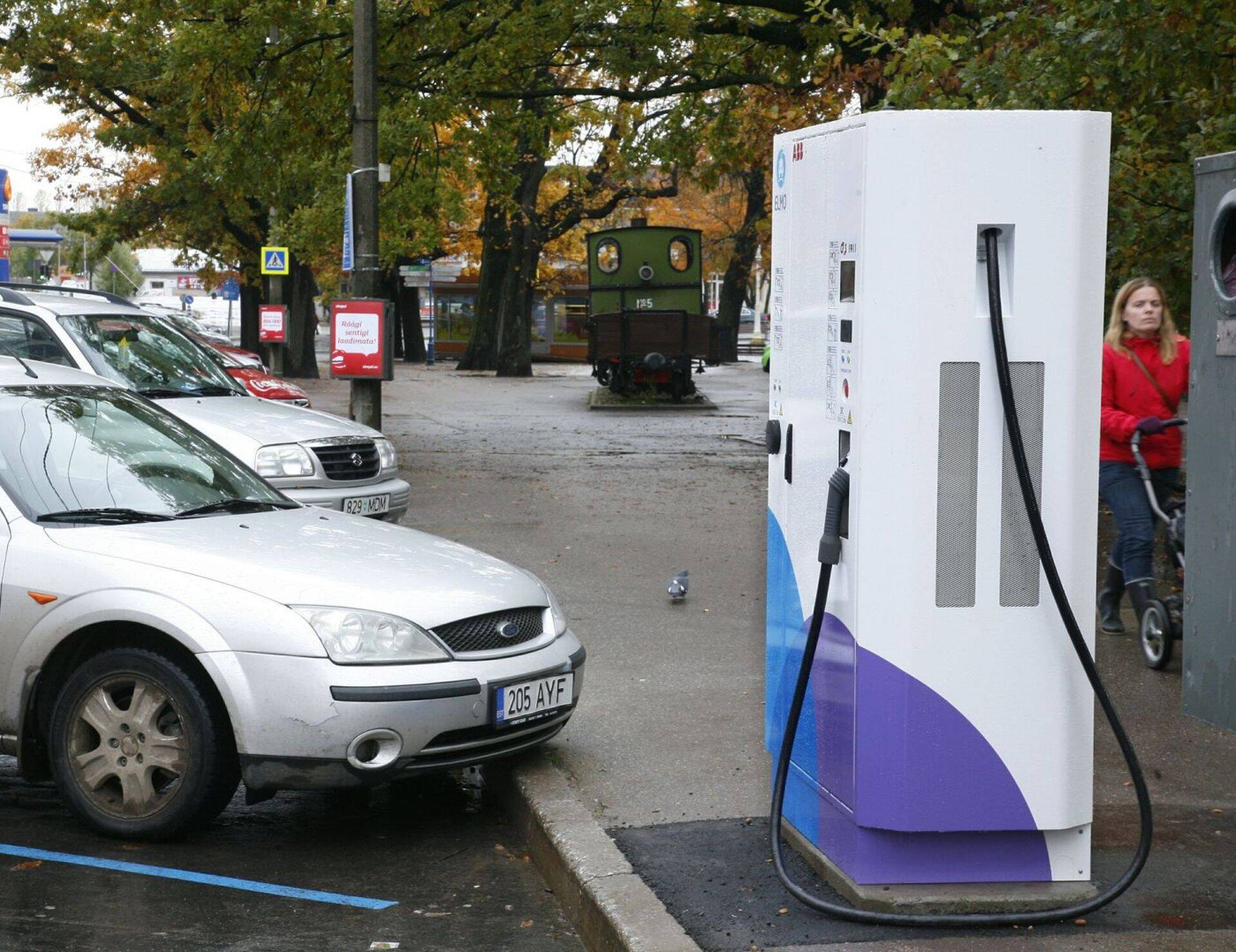 Kohtuvaidlus laadimisvõrgustiku hanke üle on takistanud Elekltrilevil neid edasi arendada ja uuendada.