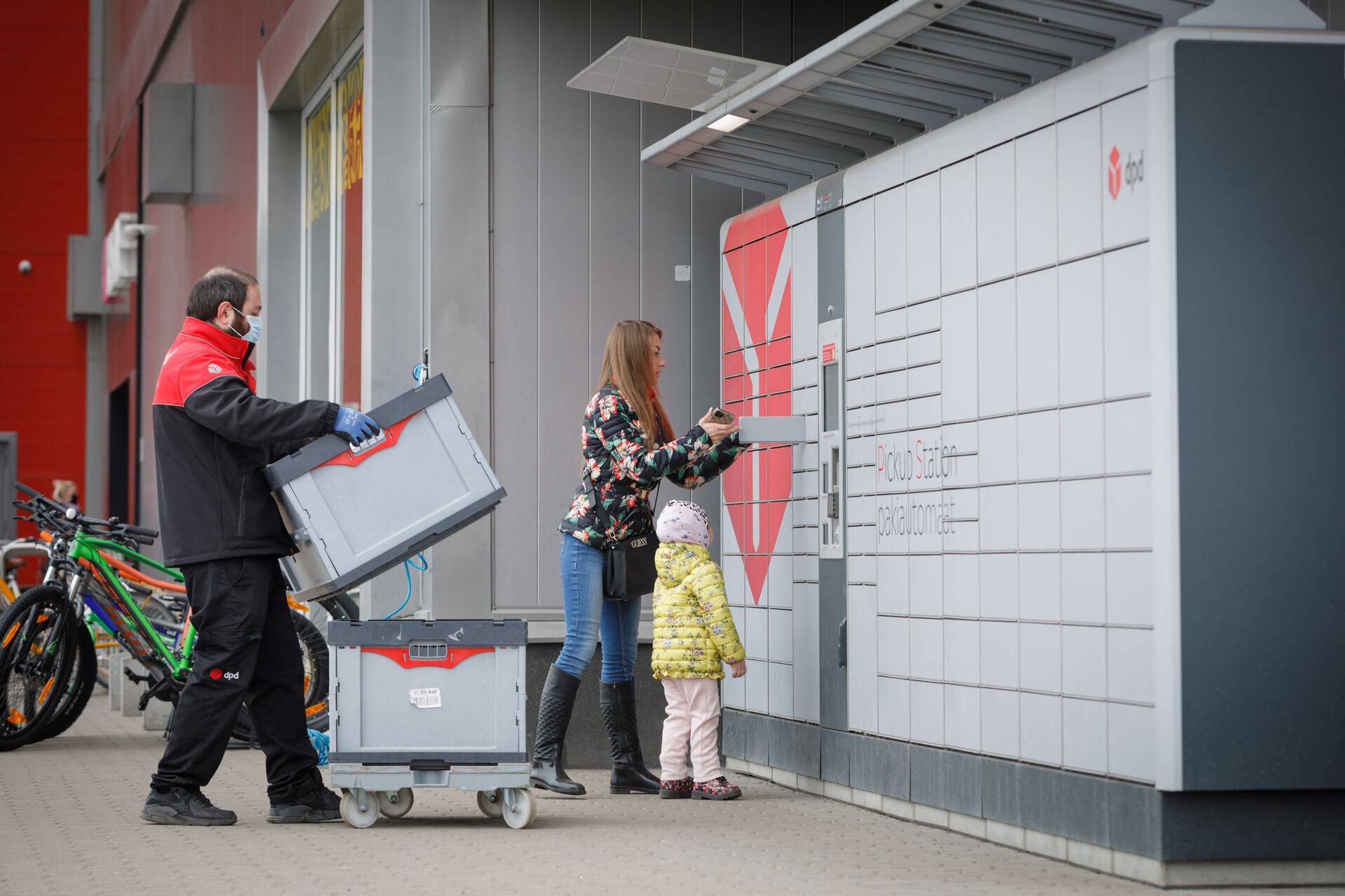 DPD pakiautomaat Tallinnas.