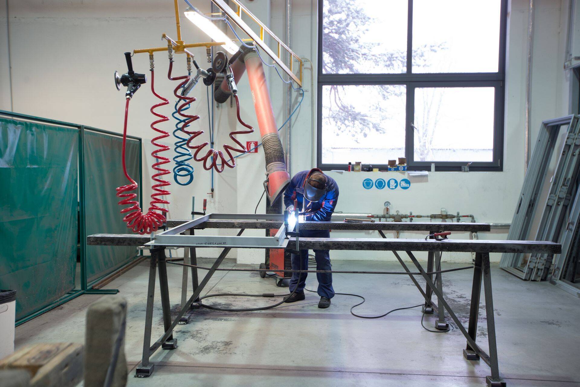 Неясное будущее обрабатывающей промышленности