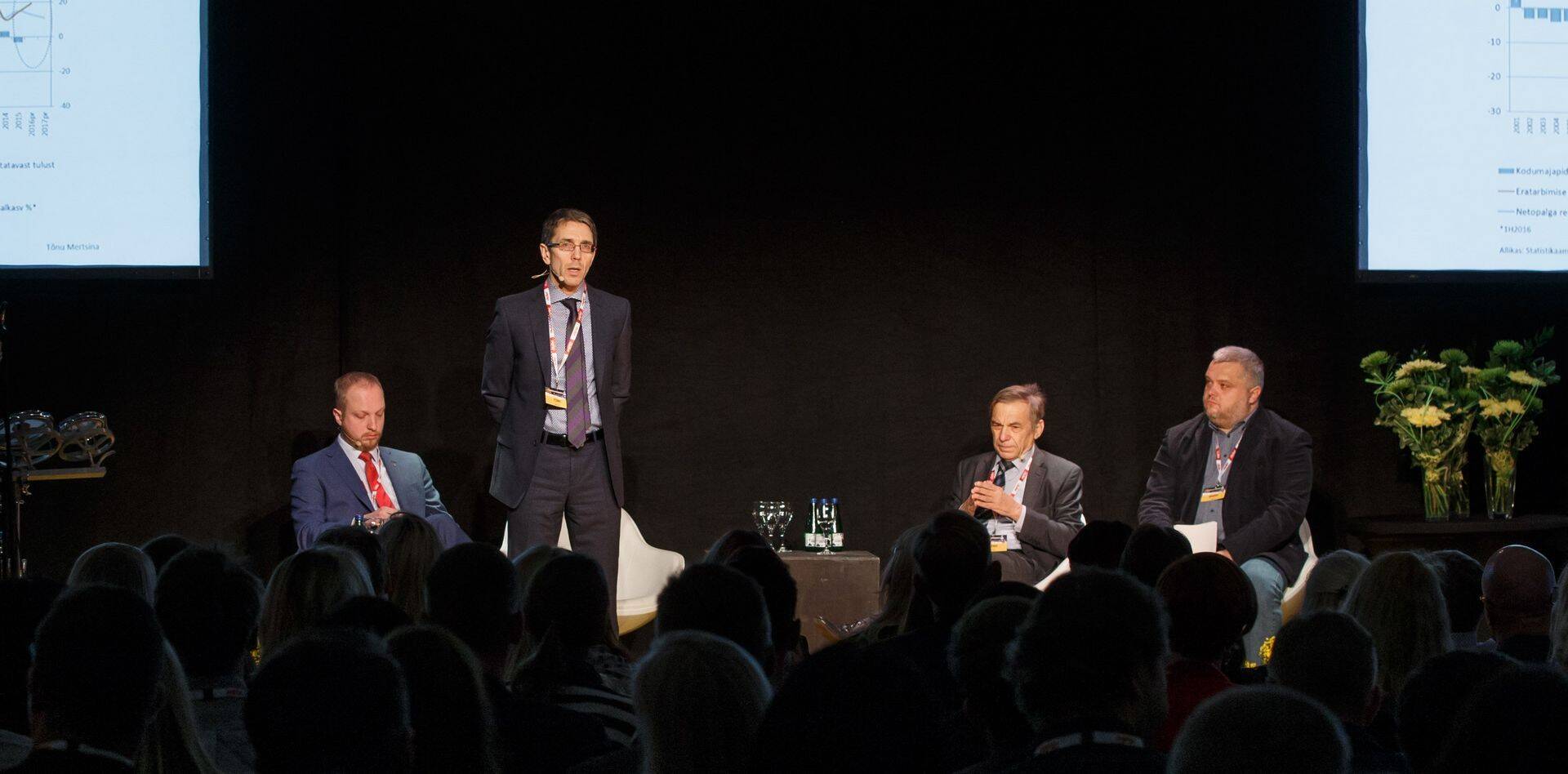 DNB vanemanalüütik Priit Roosimägi, Swedbanki peaökonomist Tõnu Mertsina, LHV Panga majandusanalüütik Heido Vitsur ja Kantar Emor Balti regiooni juht Margo Veskimägi