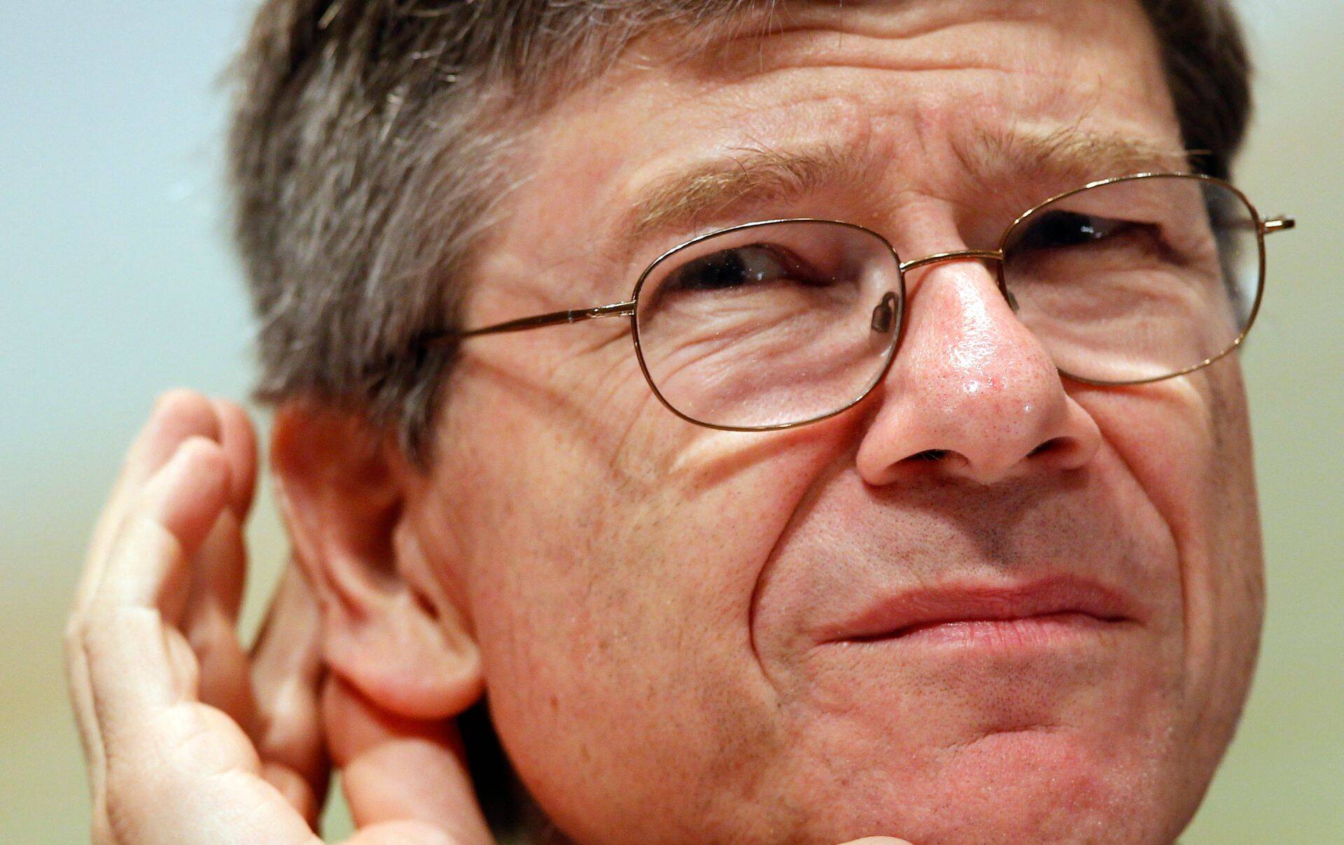 USA majandusteadlane Jeffrey Sachs külastab Eestit.