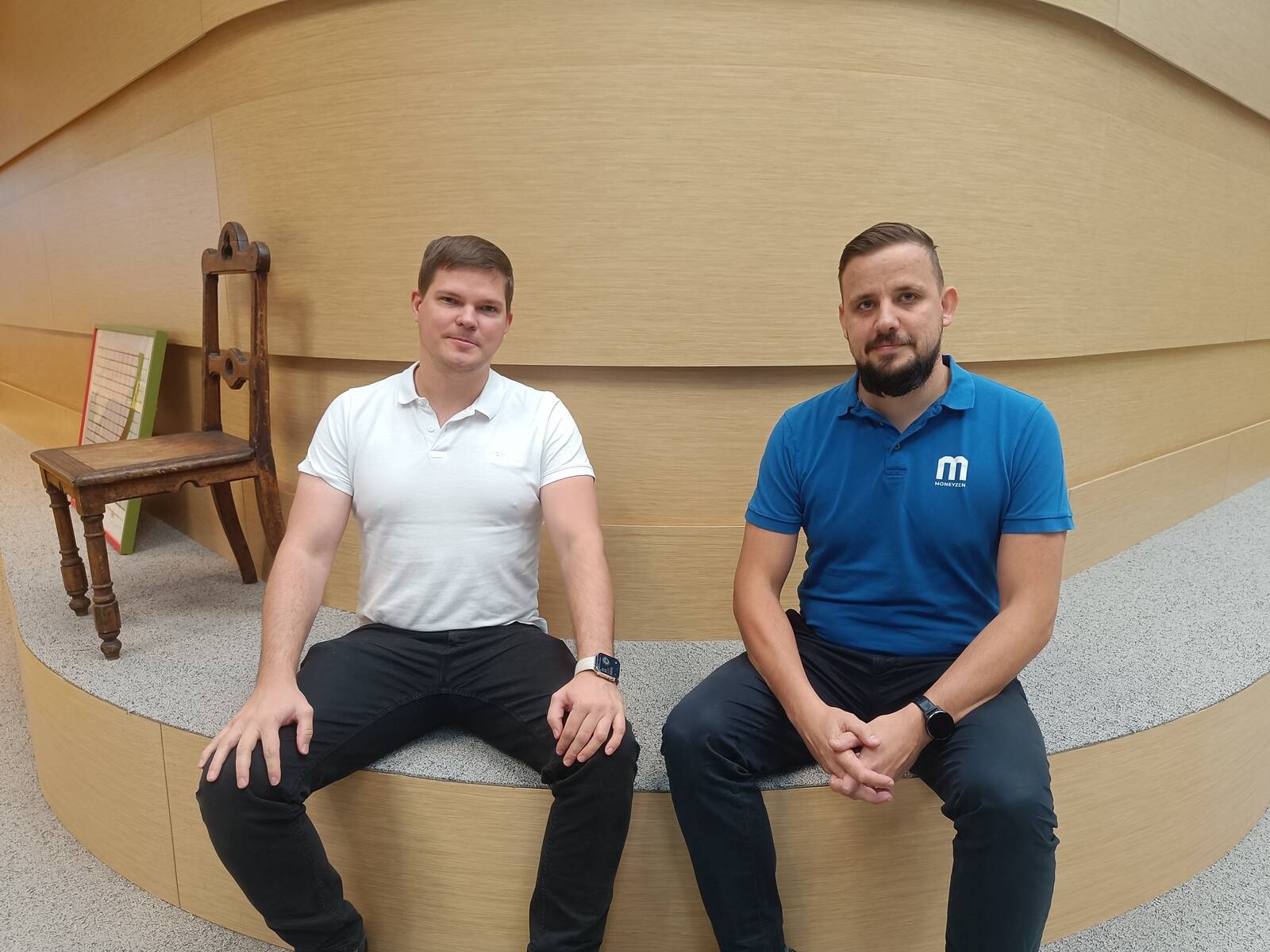 Rahafoorumi autor ja investor Taavi Pertman ning Moneyzeni juht Tõnis Mänd arutlesid saates, kellele sobib ühisrahastusse investeerimine ja kuidas hinnata erinevaid platvorme, et mitte petta saada.