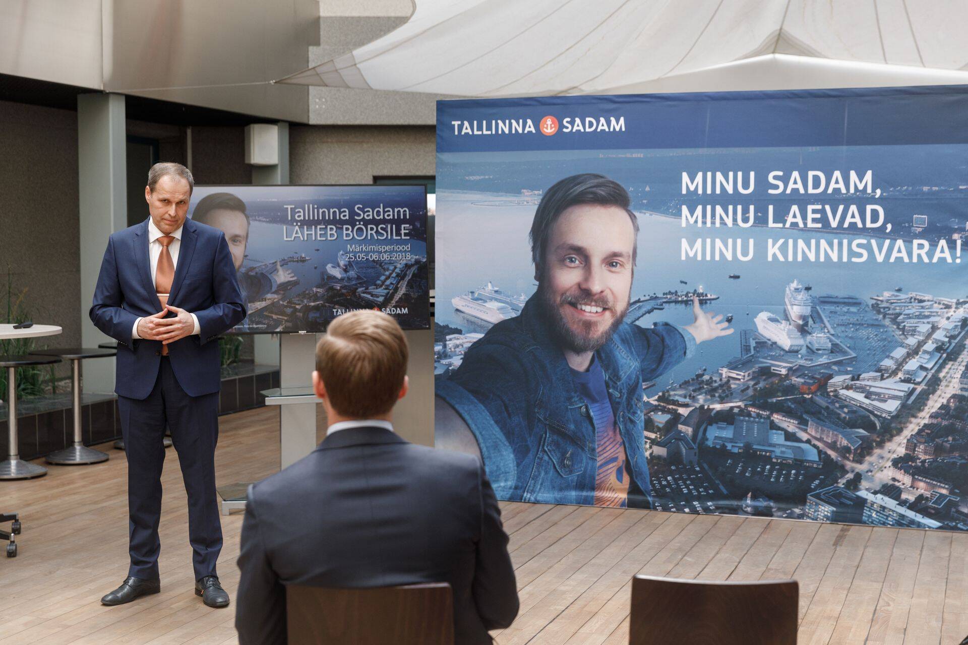 Tallinna Sadama juht Valdo Kalm eelmise aasta mais börsiplaanidest rääkimas.