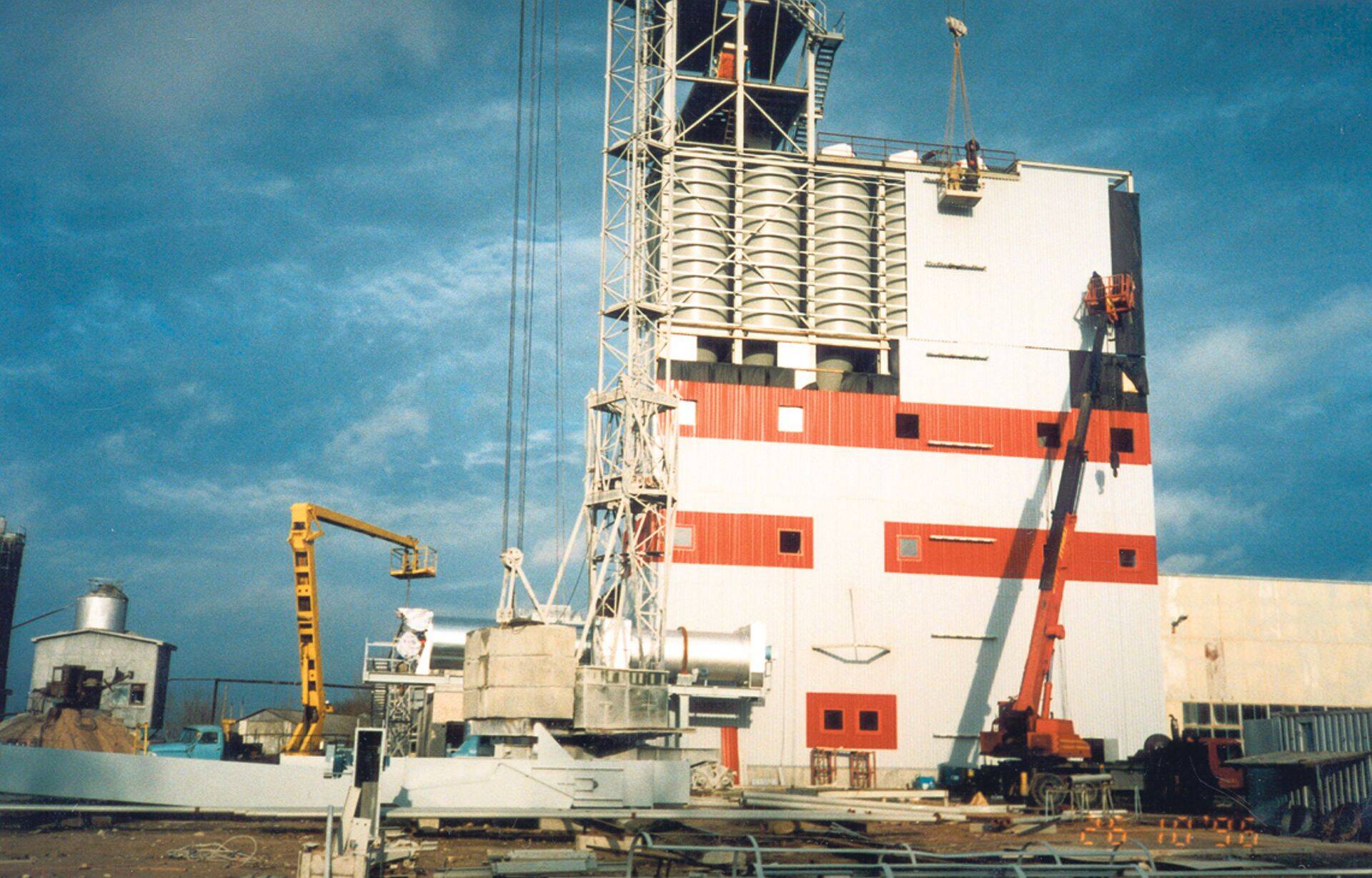 Завод по производству стройматериалов в Аравете