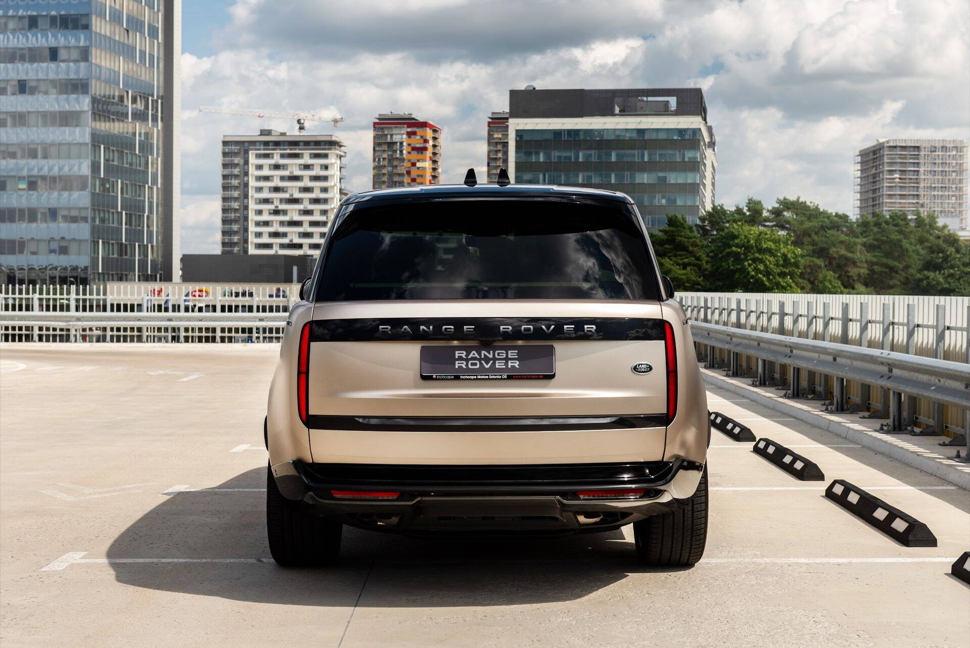 Uus Range Rover (tootja foto)