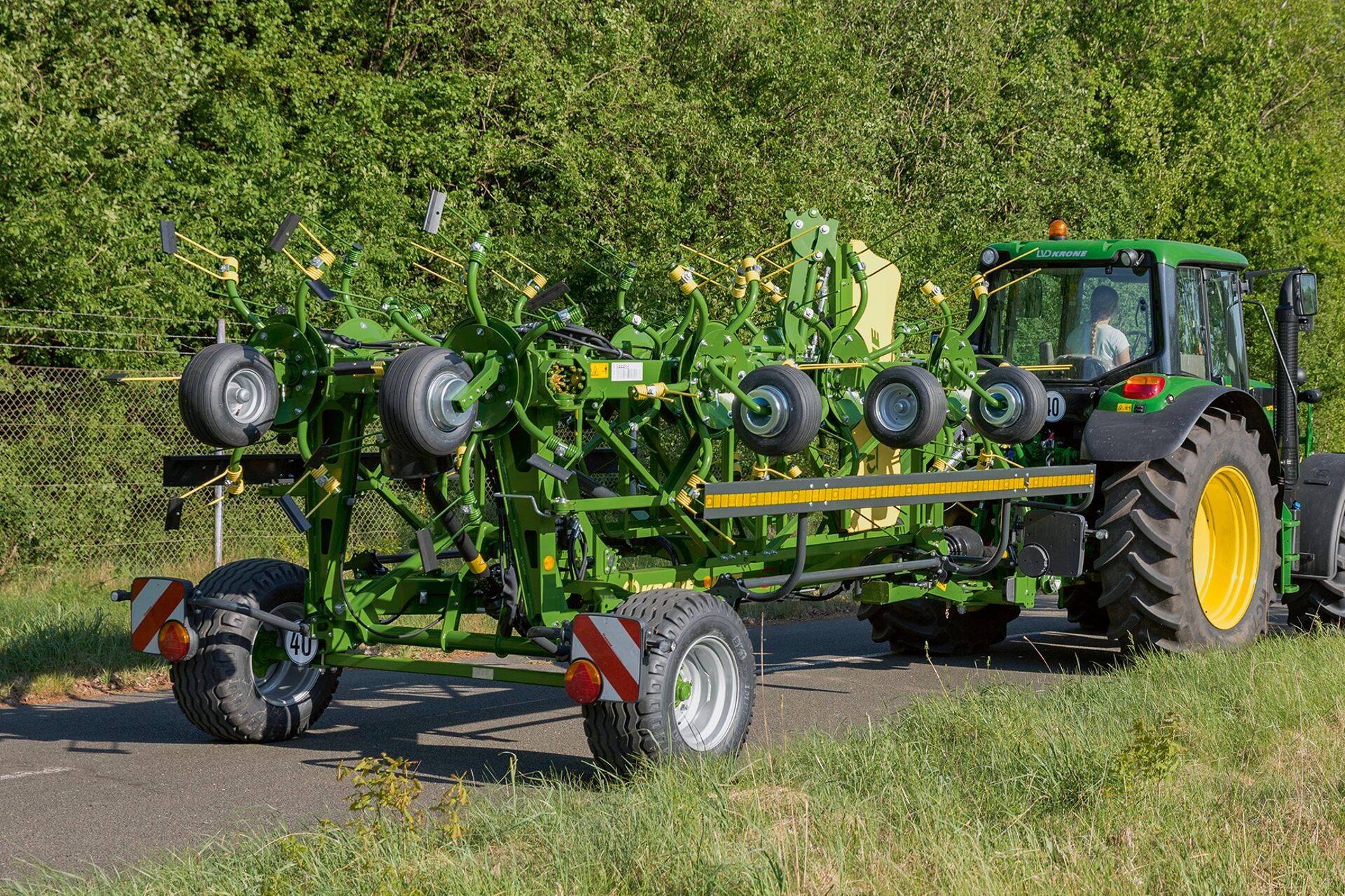 KWT 1300 –le on lubatud maksimaalseks transpordikiiruseks 40km/h.