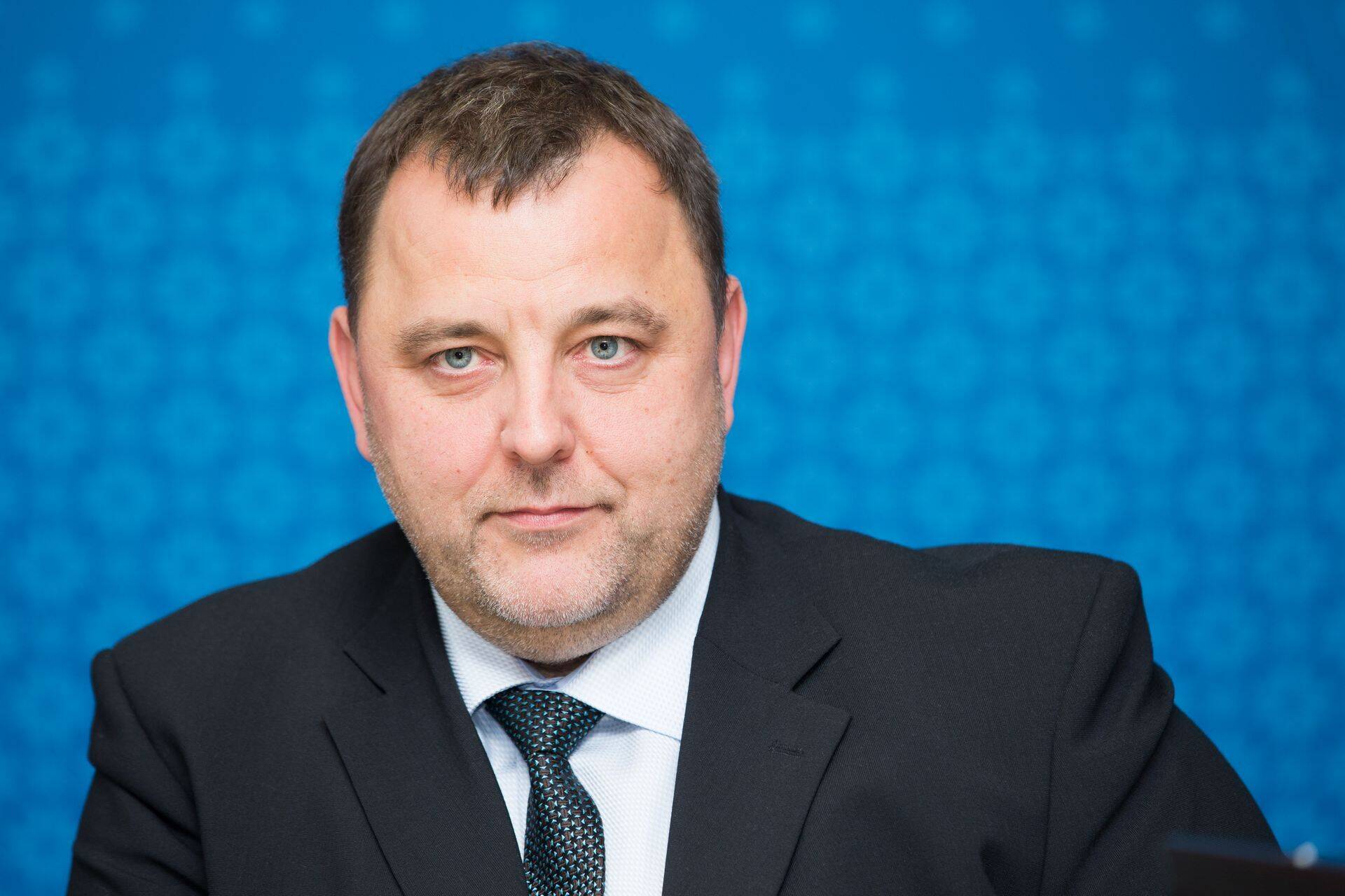 Rahanduminister Sven Sester (IRL).