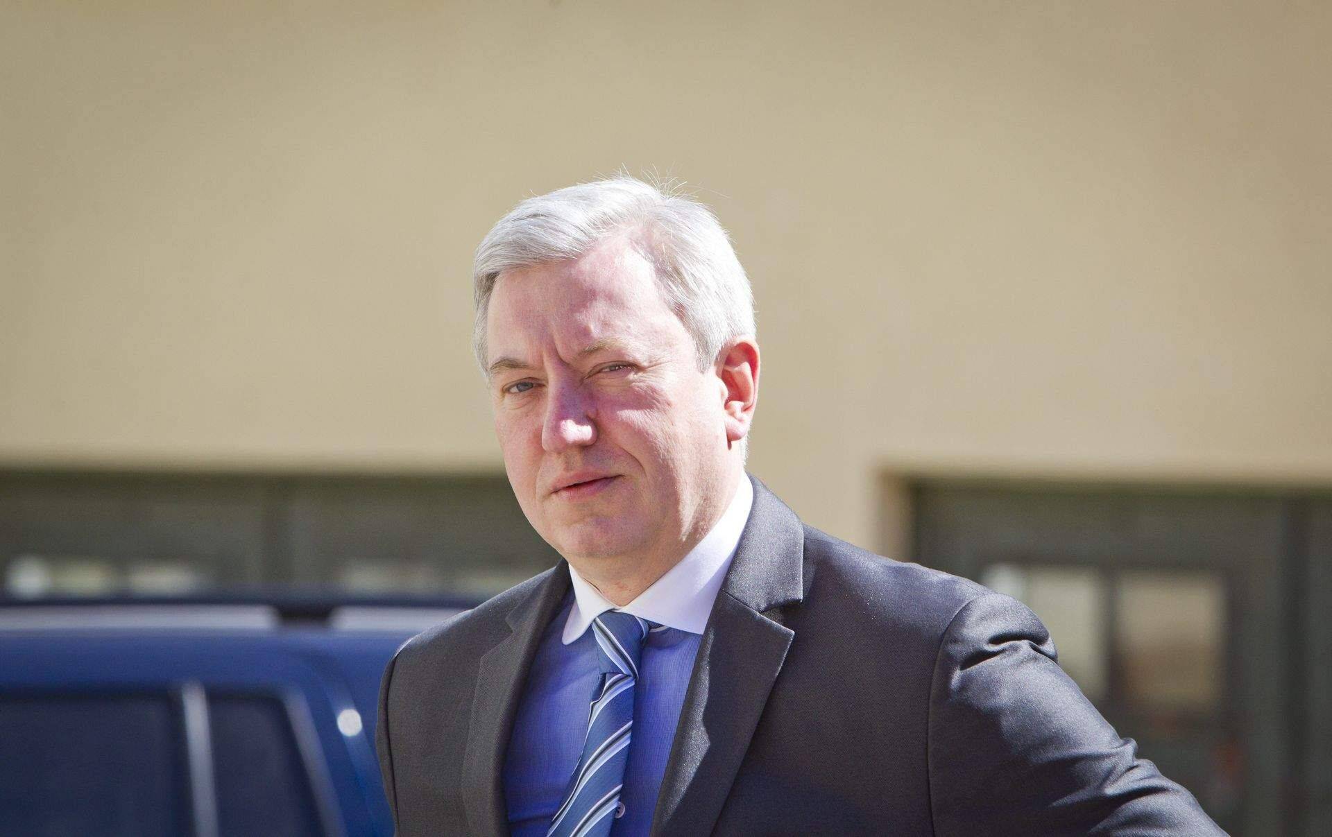 Eesti Panga toonane asepresident Vahur Kraft kirjutas 1995. aasta aprillis alla kirjale, mis võimaldas Vene ärimehe Aleksandr Matti firmal TSL International alusetult saada 32 miljonit dollarit.
