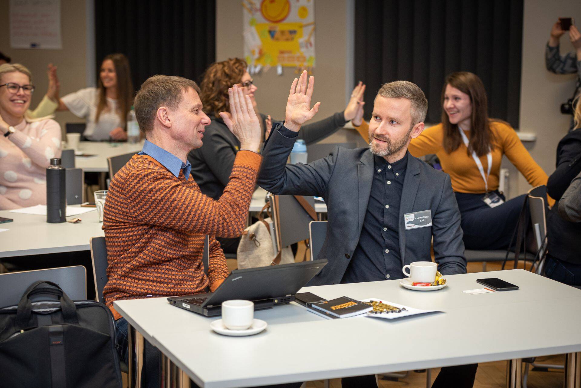 Coach Margus Maksimov and G4S Estonia communication manager Reimo Raja