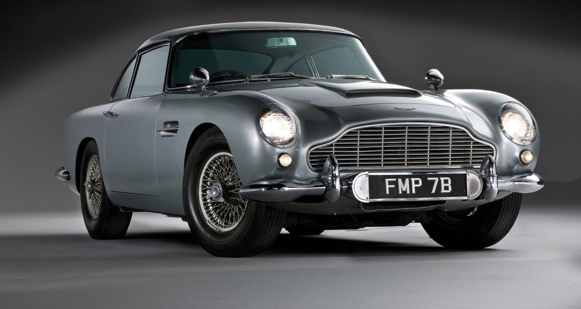 1964. aasta Aston Martin DB5-d, mida juhtis Sean Connery filmides "Goldfinger" ja "Thunderball".