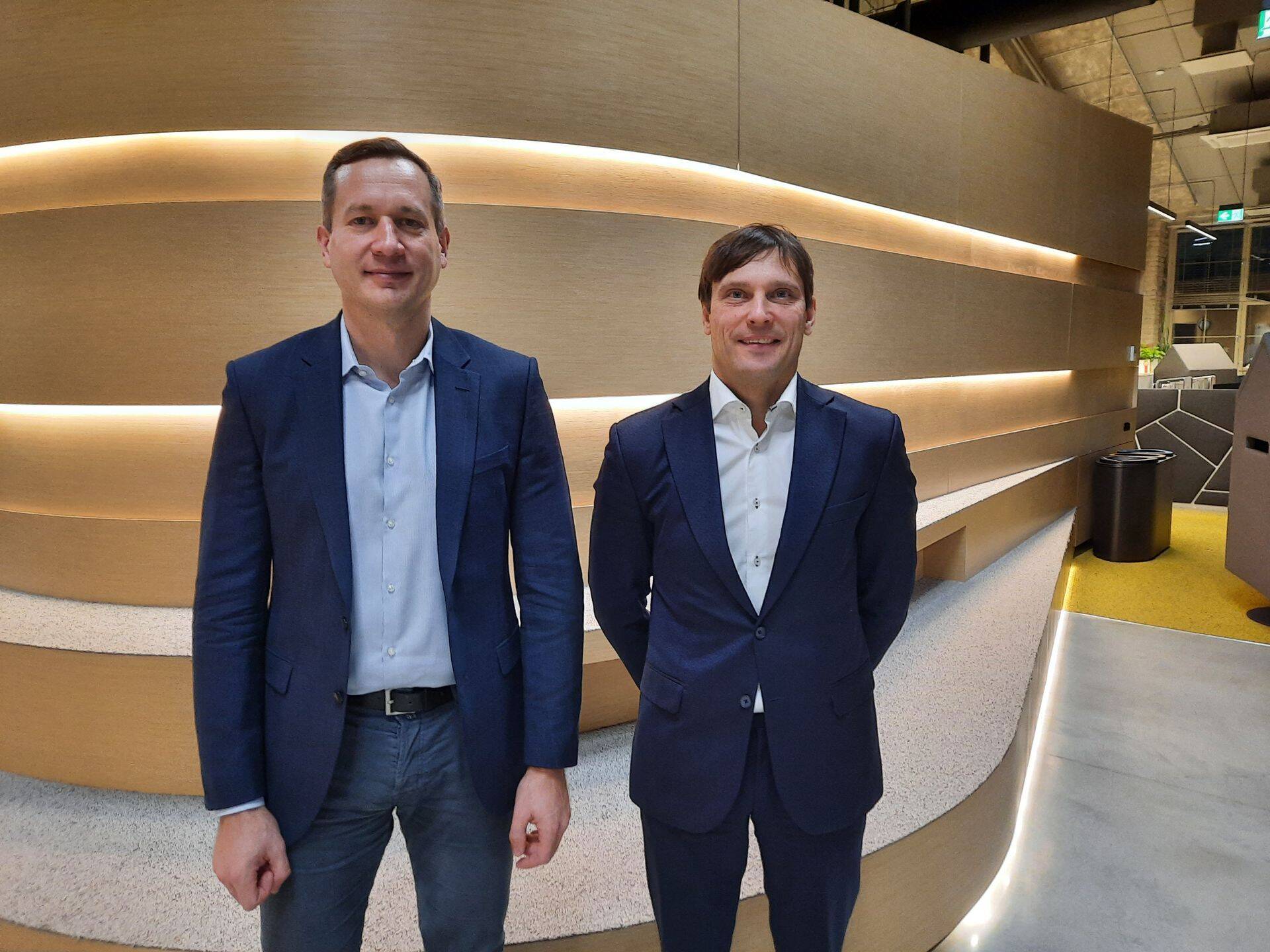 KPMG audititeenuste juht Indrek Alliksaar ja Embach Ehituse juht Andres Salusaar.