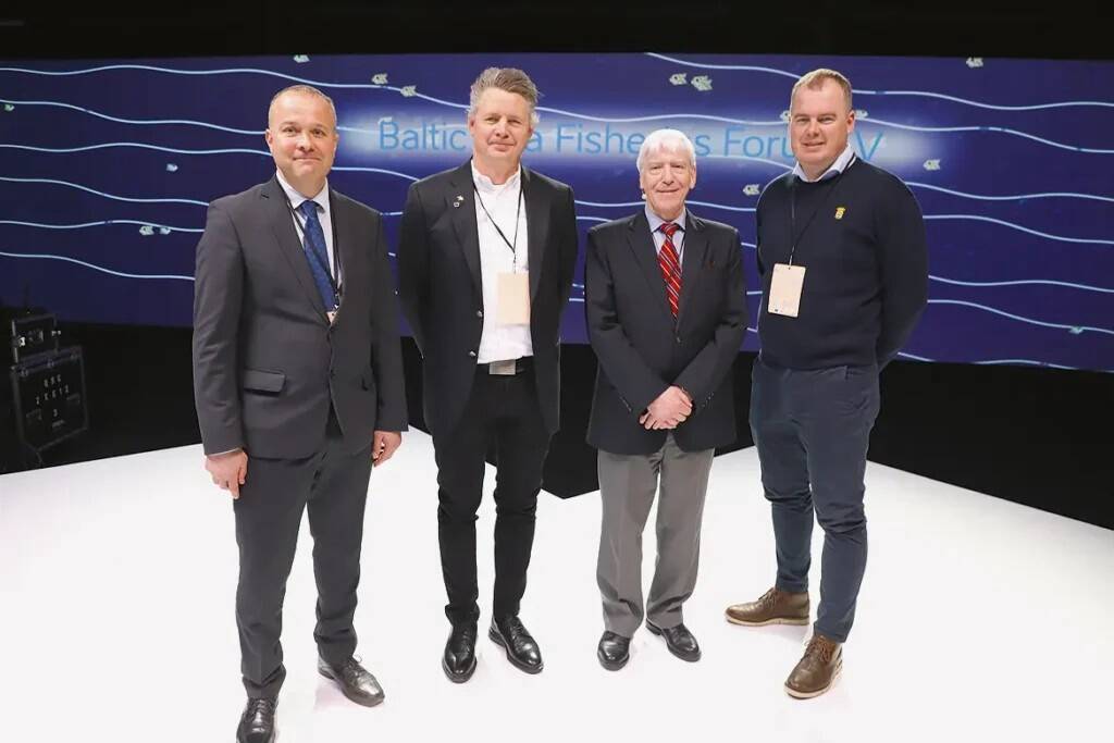 Kalandusfoorumi esinejaid: Ain Soome, Anton Paulrud, Ragnar Arnason ja Mart Undrest. Fotod: Hanno Kask