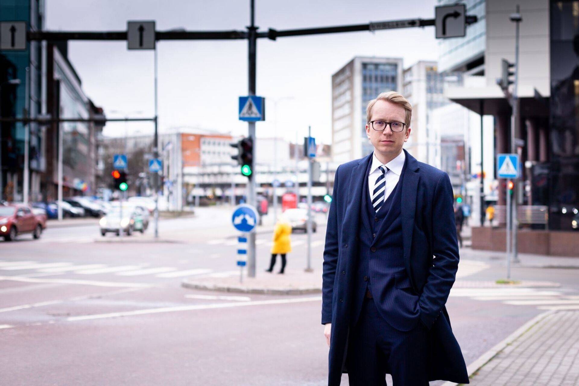 Poolteist aastat valitsenud kõrge elektrihind on seni piisavalt ärgitanud elektritootjaid investeeringutele, kuid iga lisanduva päikese- ja tuulepargiga väheneb projektide kasumlikkus ja seega ka ettevõtete investeerimisvalmidus, kirjutab Sten Aan.