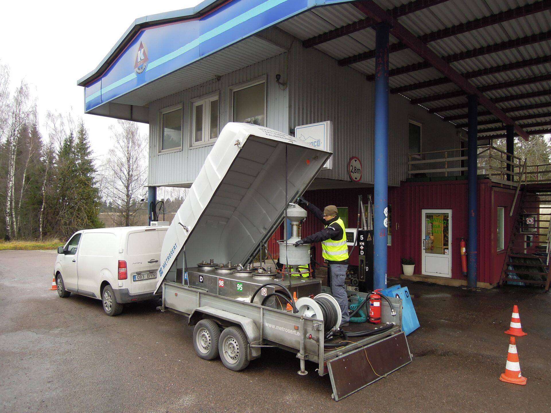 AS Metrosert kalibreerijad ei suuda selliseid anomaaliaid kuidagi seletada.