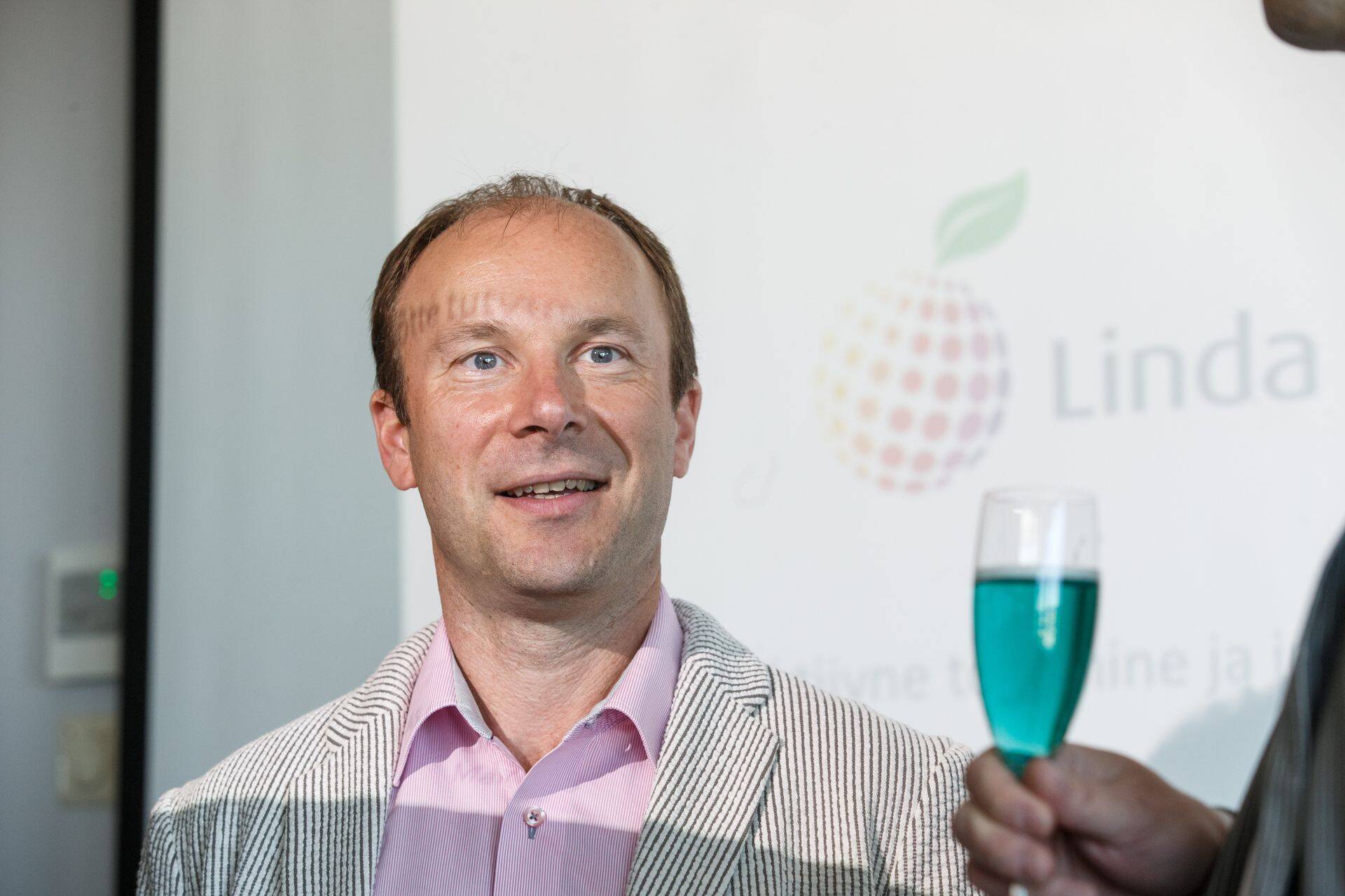 Attēlā Linda Nektar padomes loceklis Kuldars Leiss.