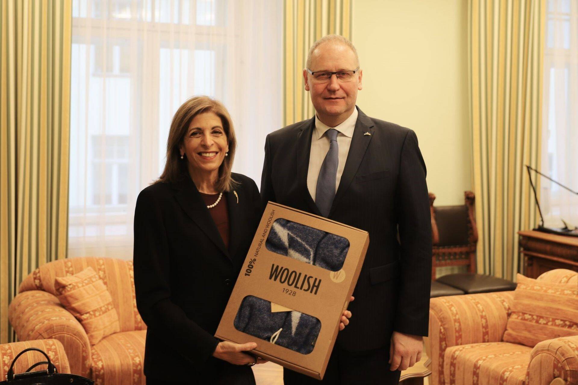 Volinik Stella Kyriakides ja maaeluminister Urmas Kruuse.