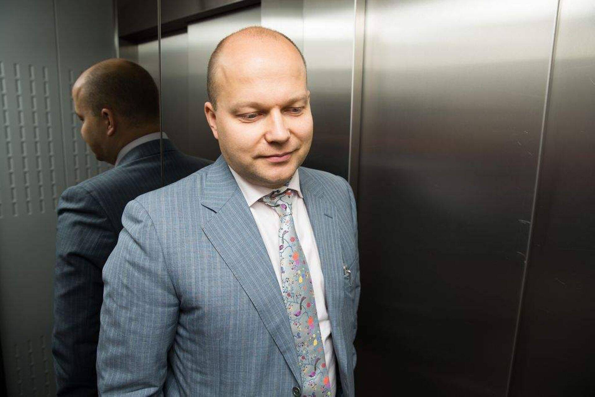 Arco Vara juhil Tarmo Sillal seisab ees pikk tee aktsionäride usalduse võitmiseks.