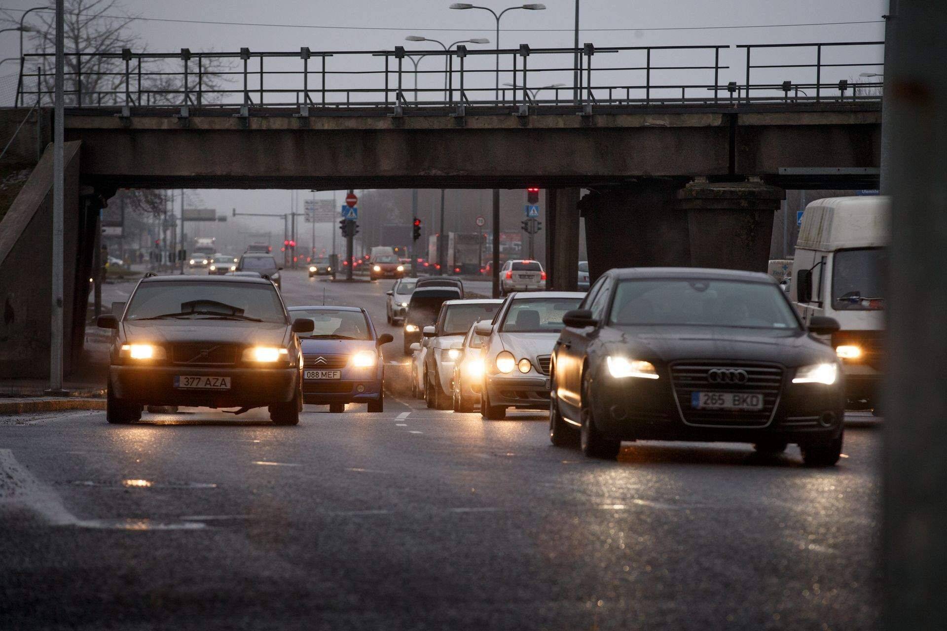 Нарушения на дорогах в течение следующего года смогут принести в государственную казну 13,2 млн евро