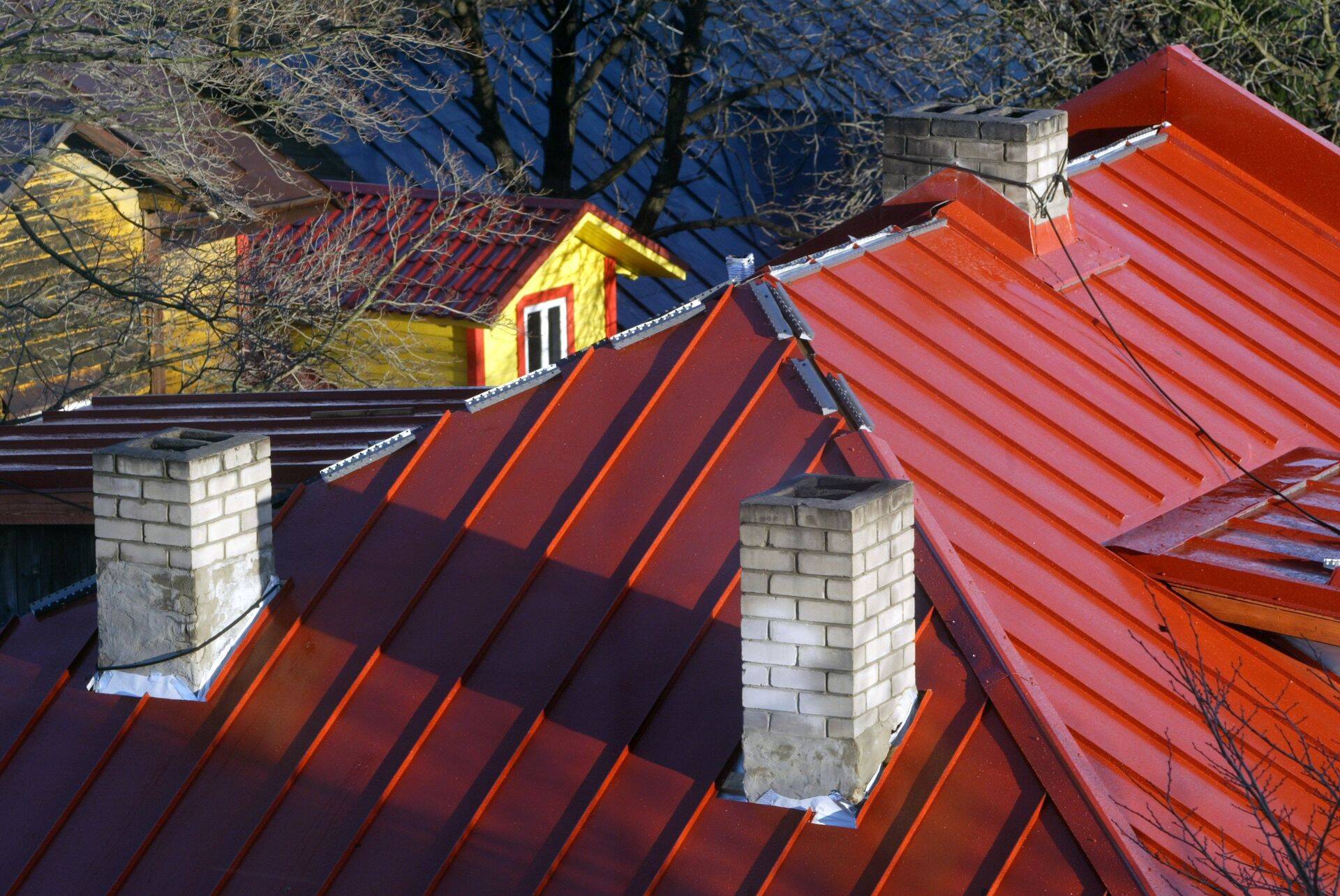 Saates räägitakse muu hulgas, kuidas oleks mõistlik eramajale katusematerjali valida.