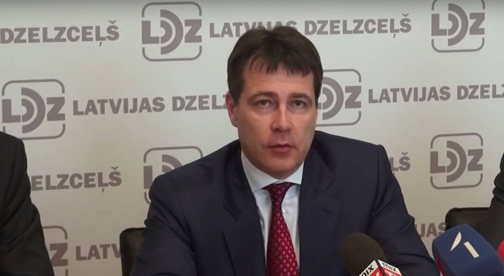 Läti Raudteede endine juht Ugis Magonis aastal 2013. pressikonverentsil.