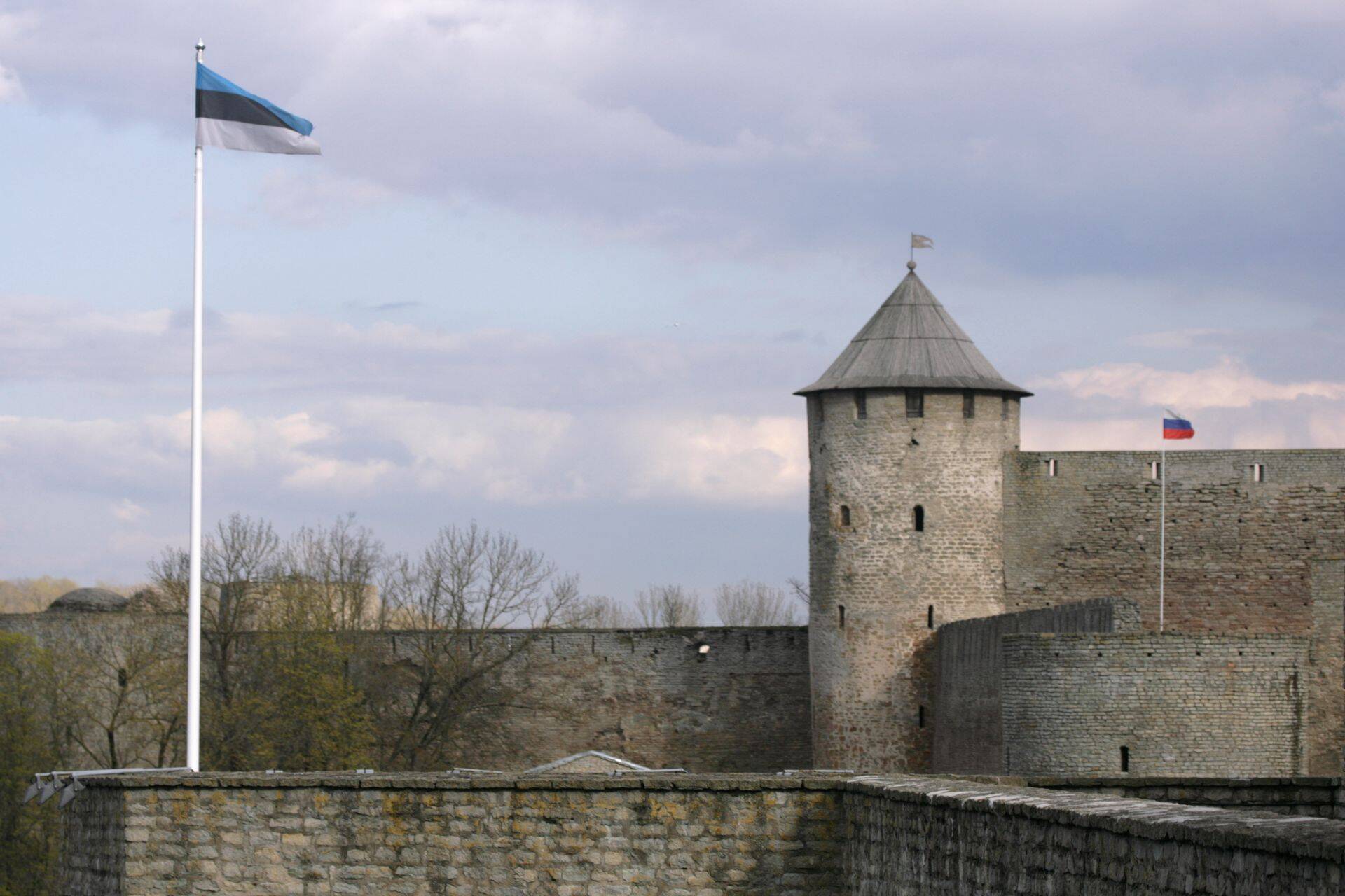 Граница в Нарве