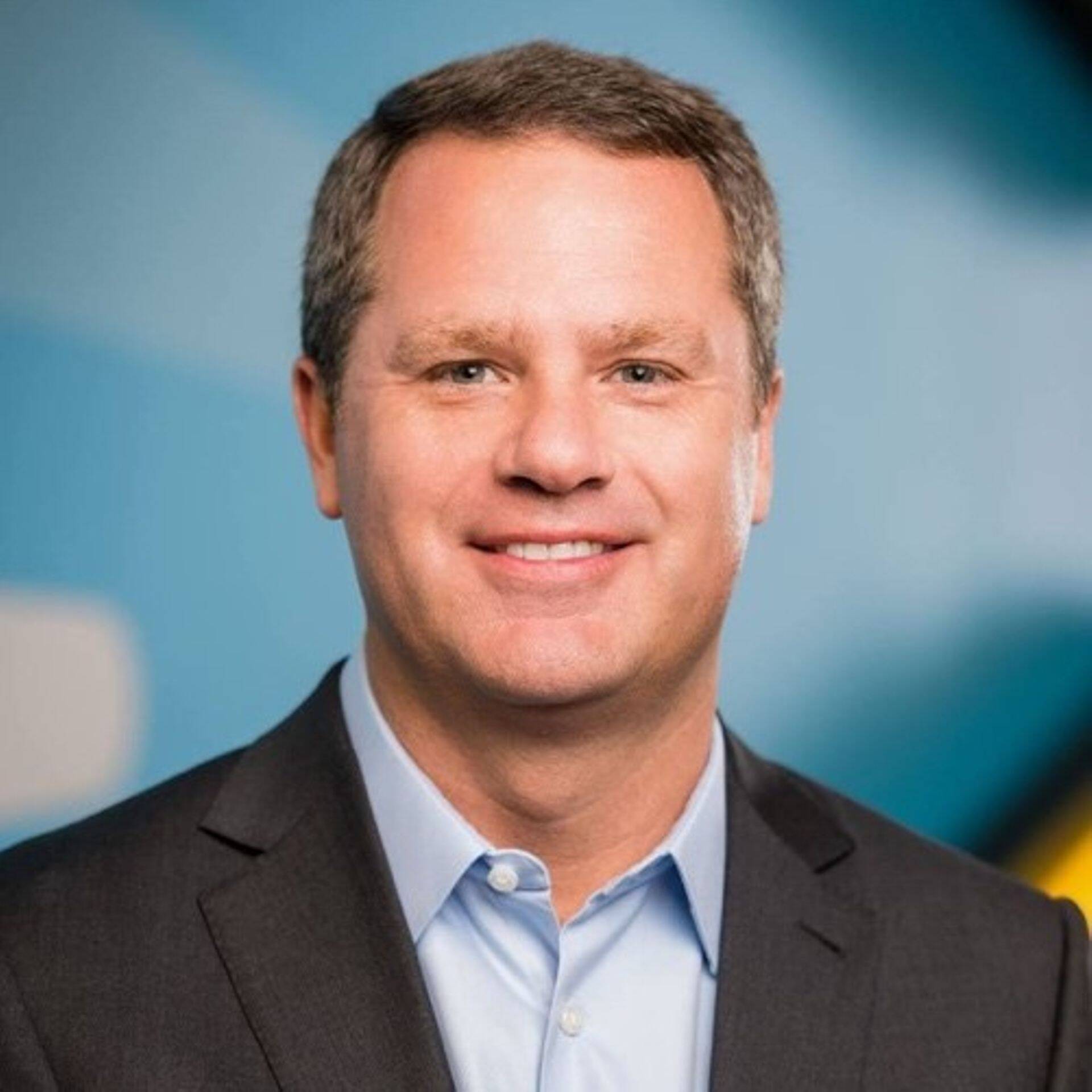 Doug McMillon (Walmart). LinkedInis 136 570, Facebookis 105 000, Instagramis 34 900 jälgijat. Pildi allikas: Doug McMilloni LinkedIni profiil.