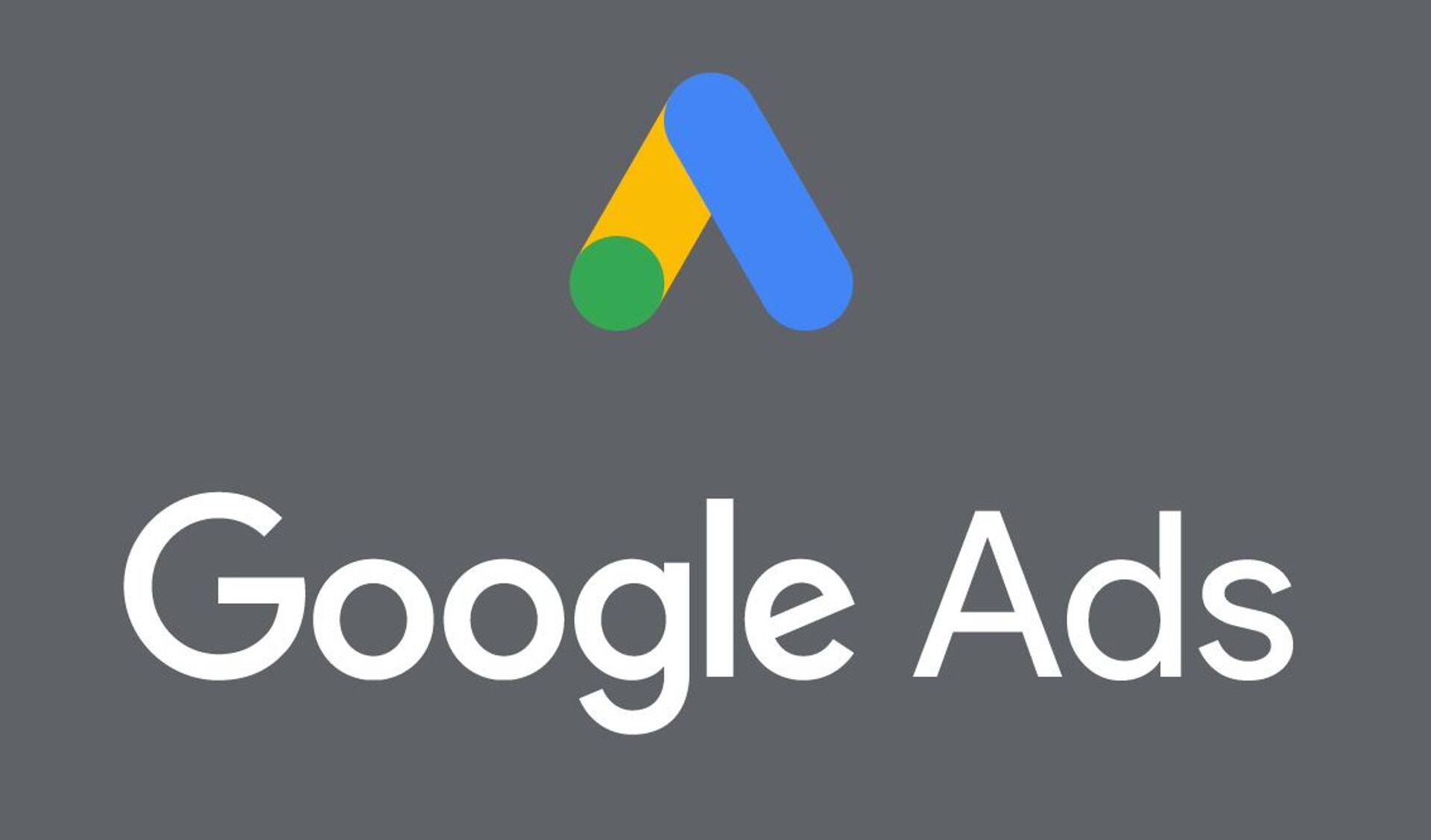 Google Ads on Google'i loodud veebipõhine reklaamiteenus, mis võimaldab tasu eest näidata reklaame Google'i teenustes. Google Ads töötab HTTP-küpsiste ja reklaami tellija määratud märksõnade põhjal.