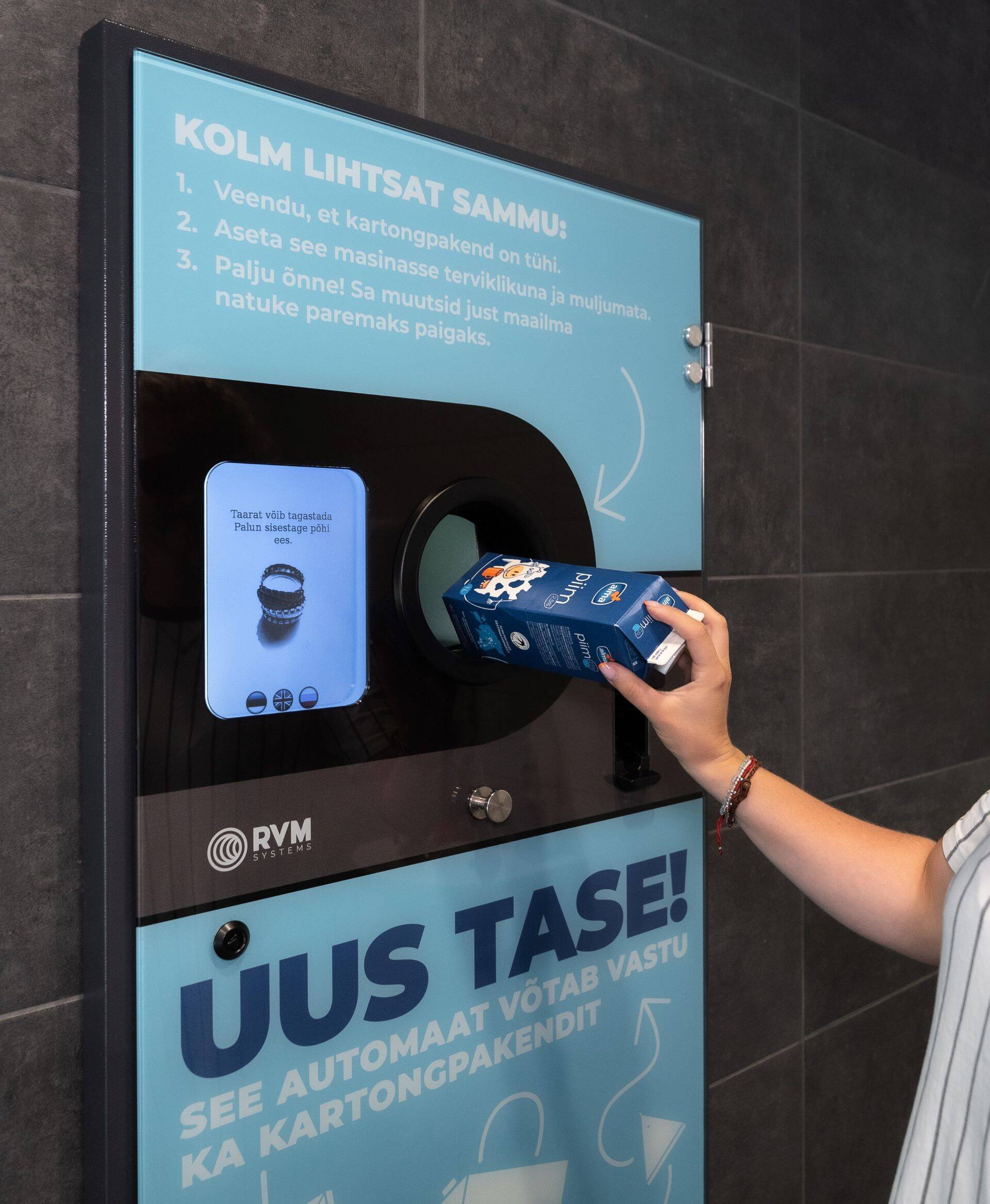 Tetra Paki ellukutsutud pilootprojekt tähendab, et koostöös taaratagastusautomaatidega tegeleva ettevõttega RVM Systems lisatakse kartongpakendite automaat juba toimiva kogumissüsteemi juurde, kuhu seni on tarbijad saanud viia pandipakendeid.