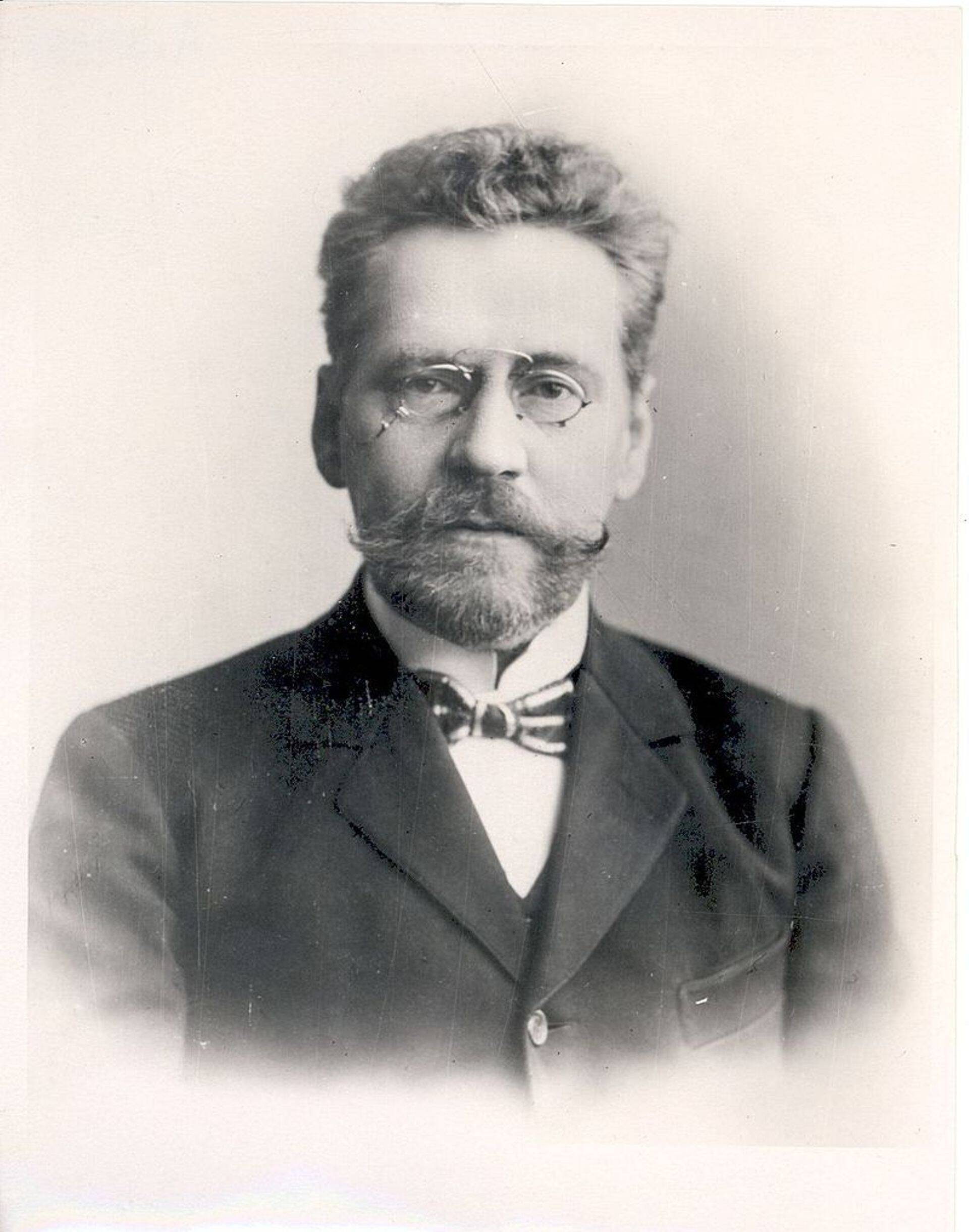 Eduard Bornhöhe 1900. aastal.