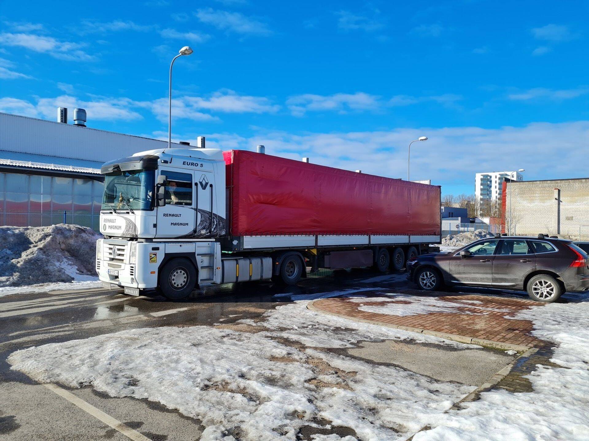 Veok alustas teed möödunud reedel Tallinnast. Järgnevad kolm Eesti toiduga toidurekkat on komplekteerimisel ja lähevad välja lähiajal.